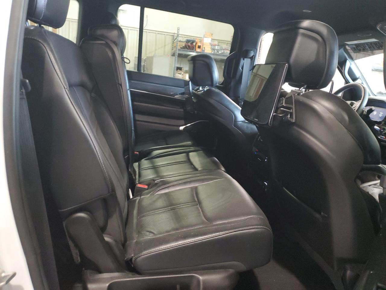 2022 Jeep Wagoneer Series Ii VIN: 1C4SJVBT4NS160663 Lot: 84814925