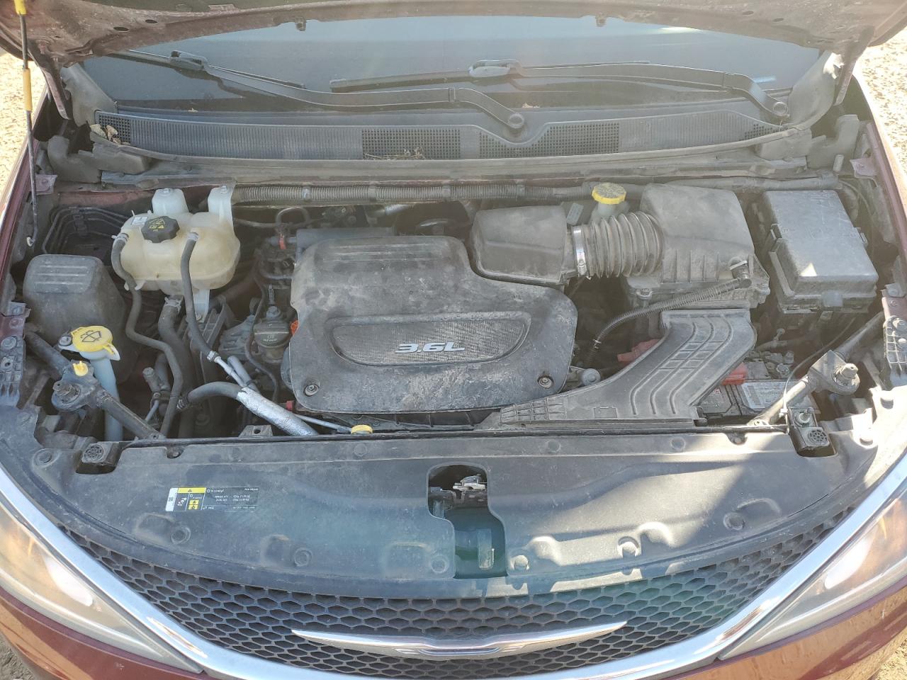 2018 Chrysler Pacifica Touring L VIN: 2C4RC1BG7JR174993 Lot: 84577385