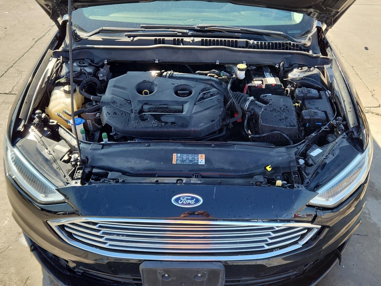 2017 Ford Fusion Titanium VIN: 3FA6P0K9XHR143041 Lot: 84913375