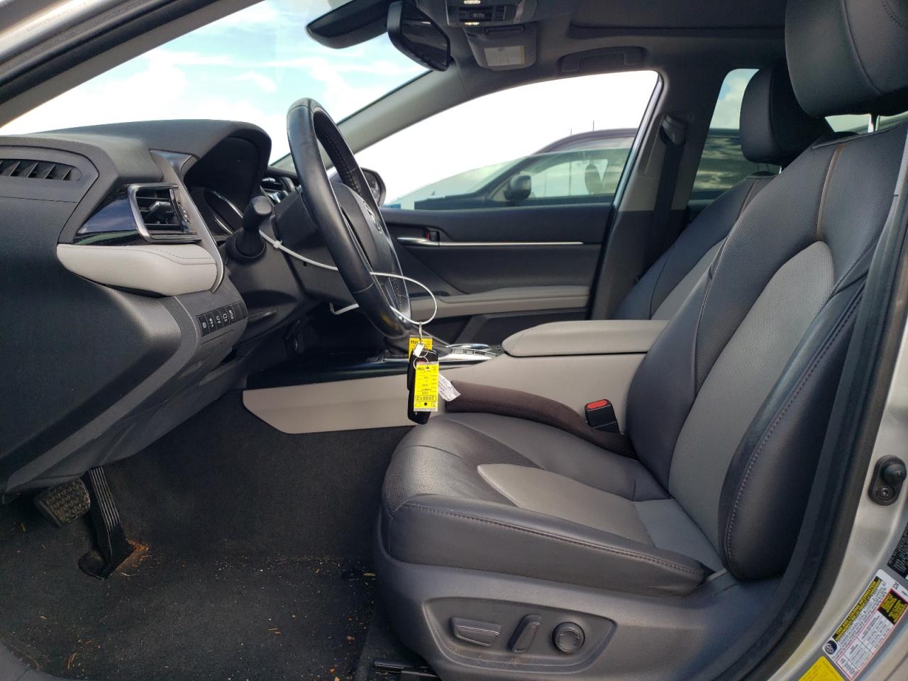 2020 Toyota Camry Xle VIN: 4T1F11AK2LU919357 Lot: 82326245