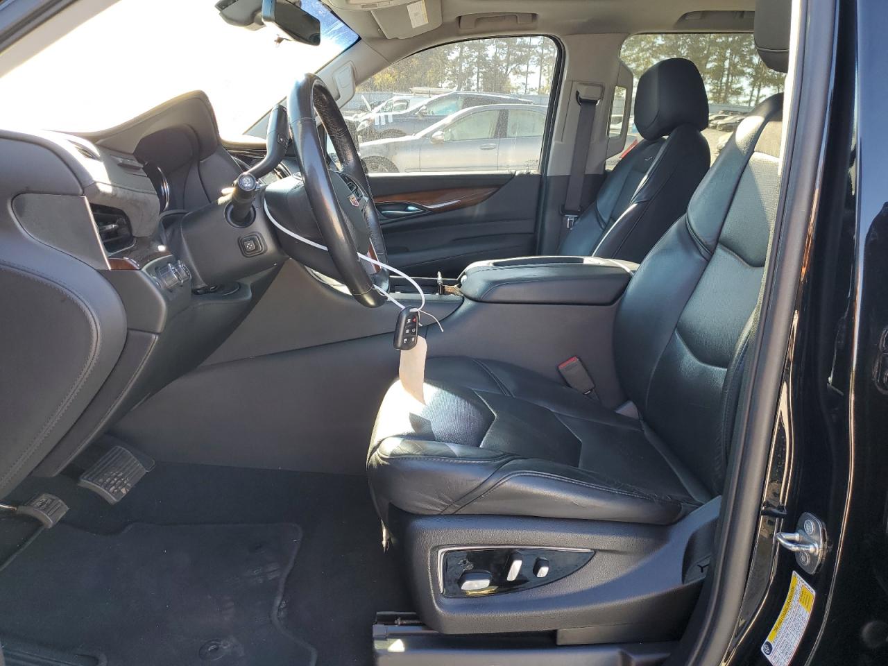 2019 Cadillac Escalade Luxury VIN: 1GYS4BKJ4KR361500 Lot: 89624815