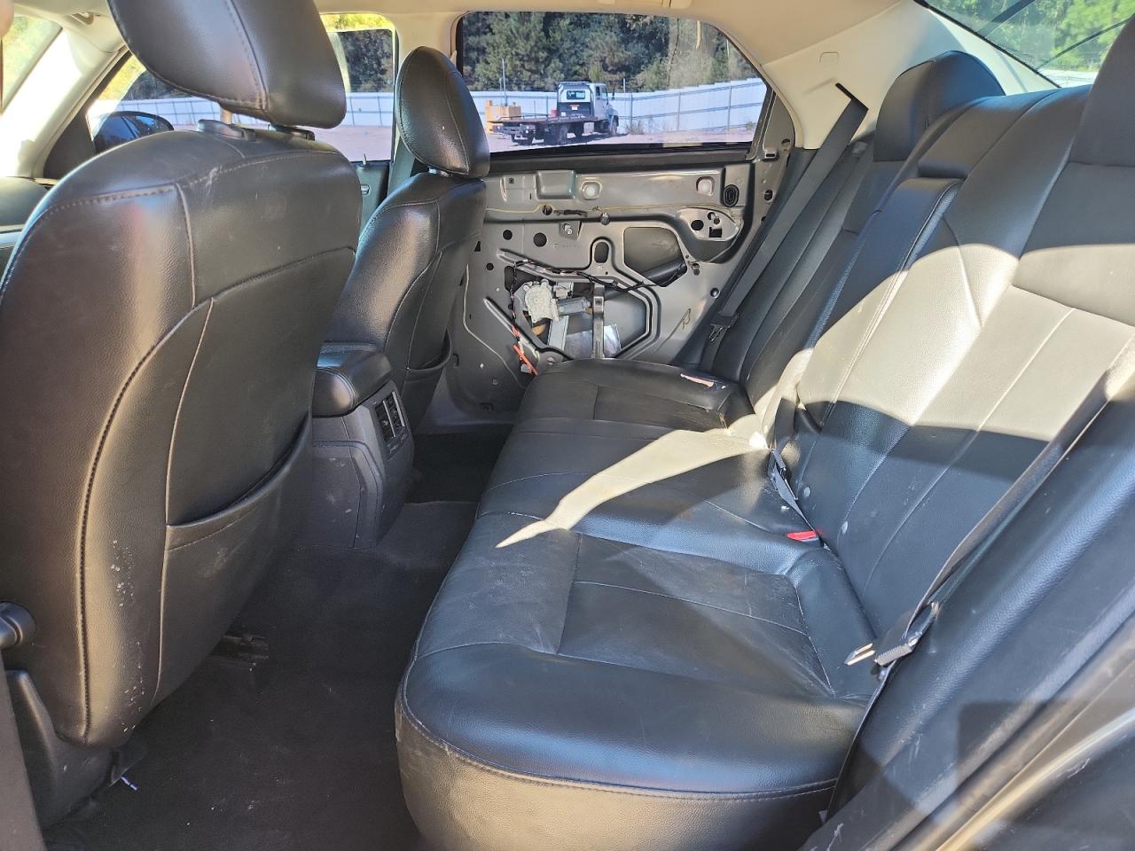 2010 Chrysler 300 Touring VIN: 2C3CA5CV7AH160764 Lot: 82618915