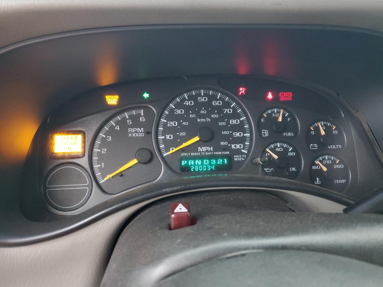 2002 Chevrolet Tahoe K1500 VIN: 1GNEK13T62J323887 Lot: 90098395