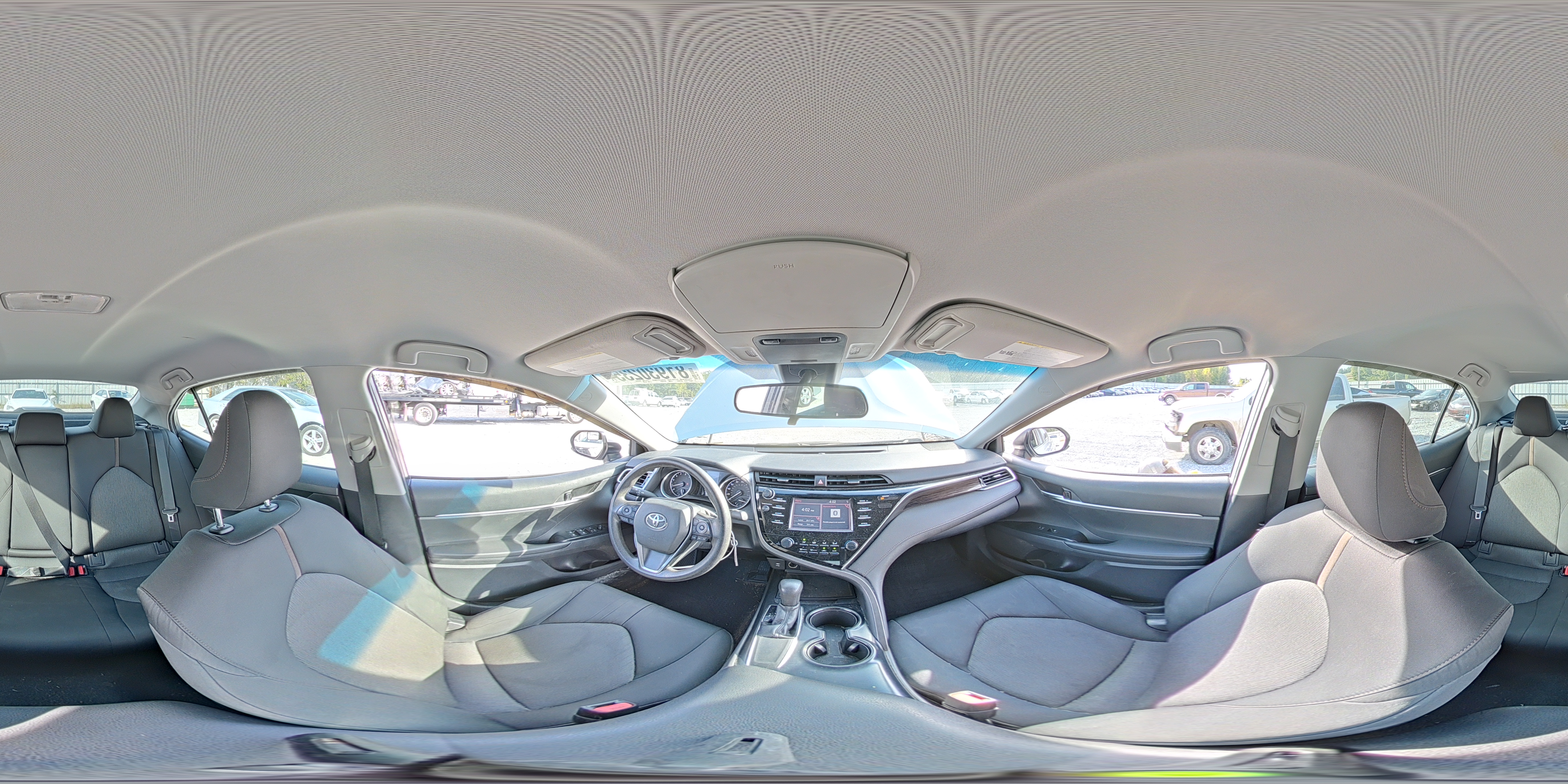 2018 Toyota Camry L VIN: 4T1B11HK7JU513916 Lot: 81930235