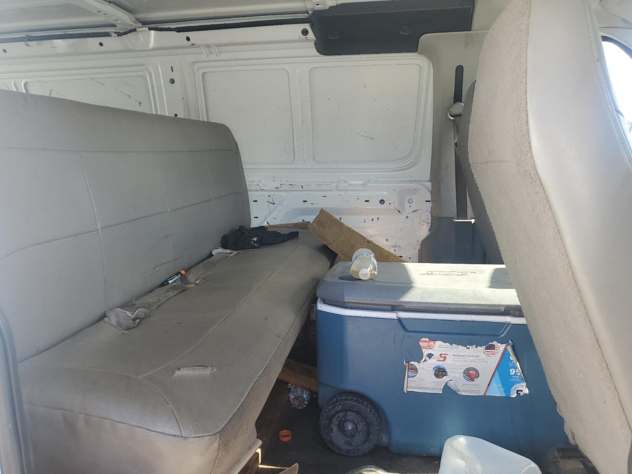 2008 Ford Econoline E250 Van VIN: 1FTNE24W08DA03700 Lot: 84913215