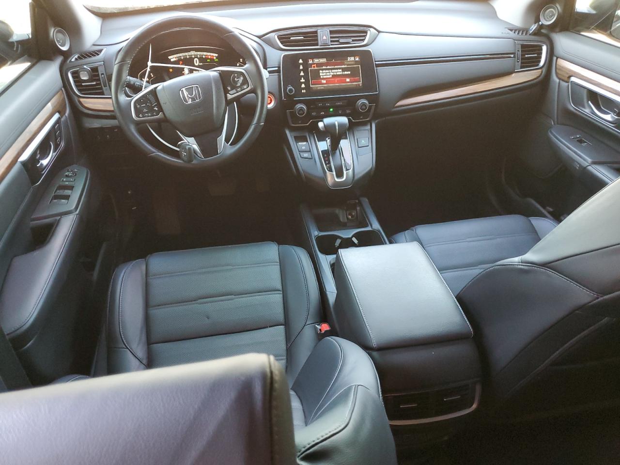 2017 Honda Cr-V Touring VIN: 2HKRW2H98HH135987 Lot: 87466415