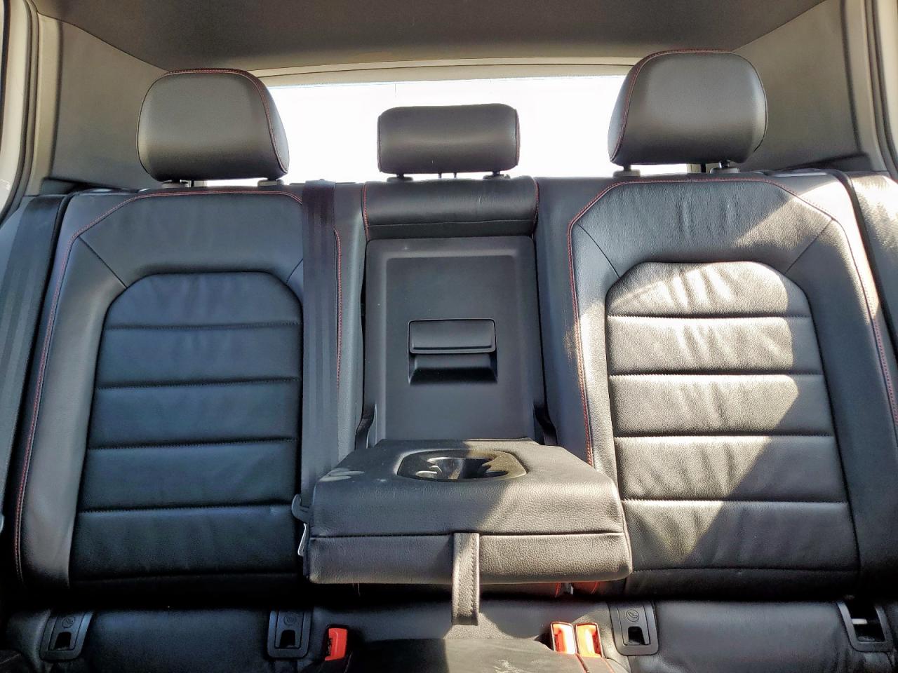 2015 Volkswagen Gti VIN: 3VW4T7AU8FM055334 Lot: 84834435