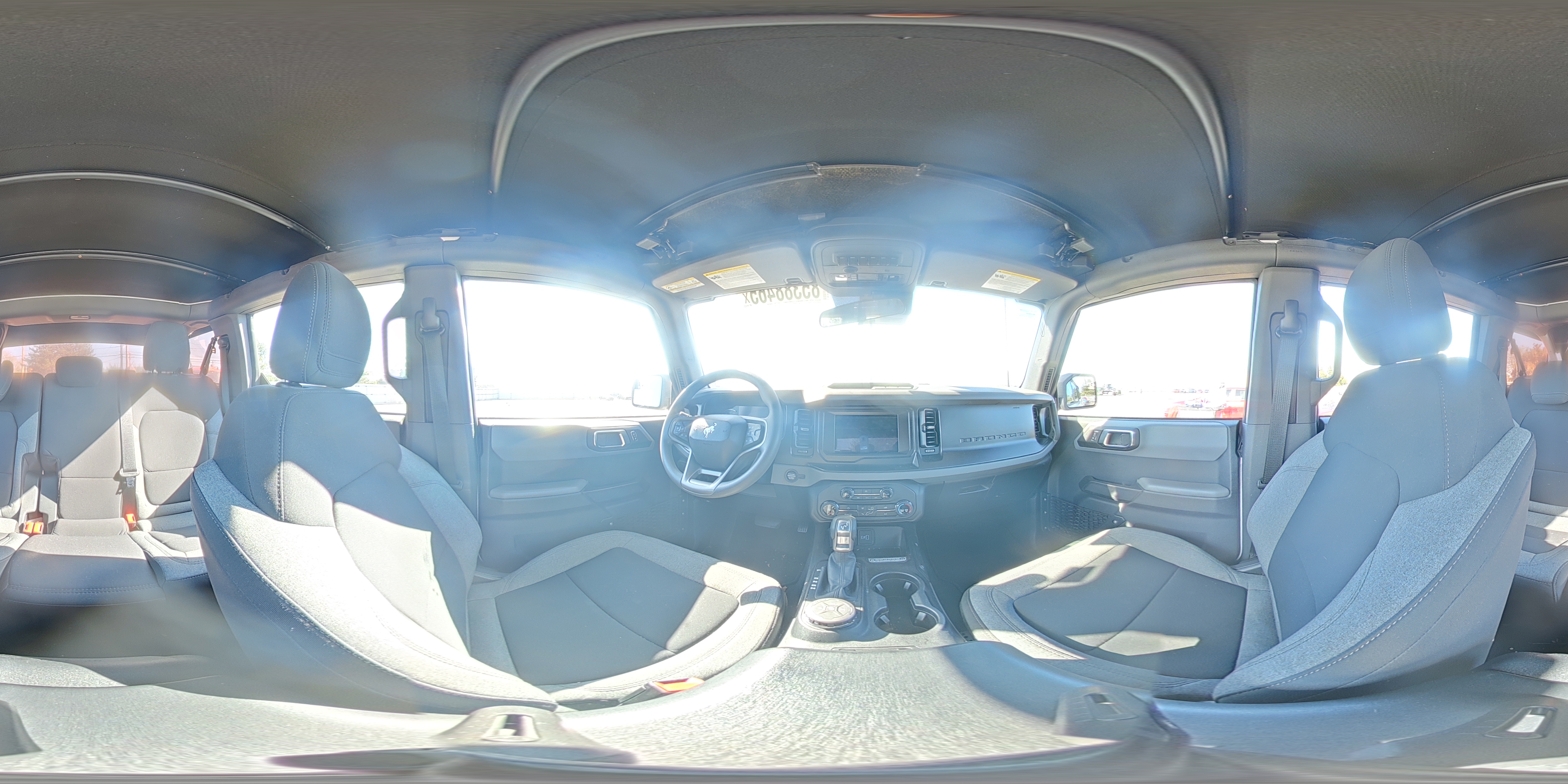 2022 Ford Bronco Base VIN: 1FMDE5BH6NLB72697 Lot: 85388465