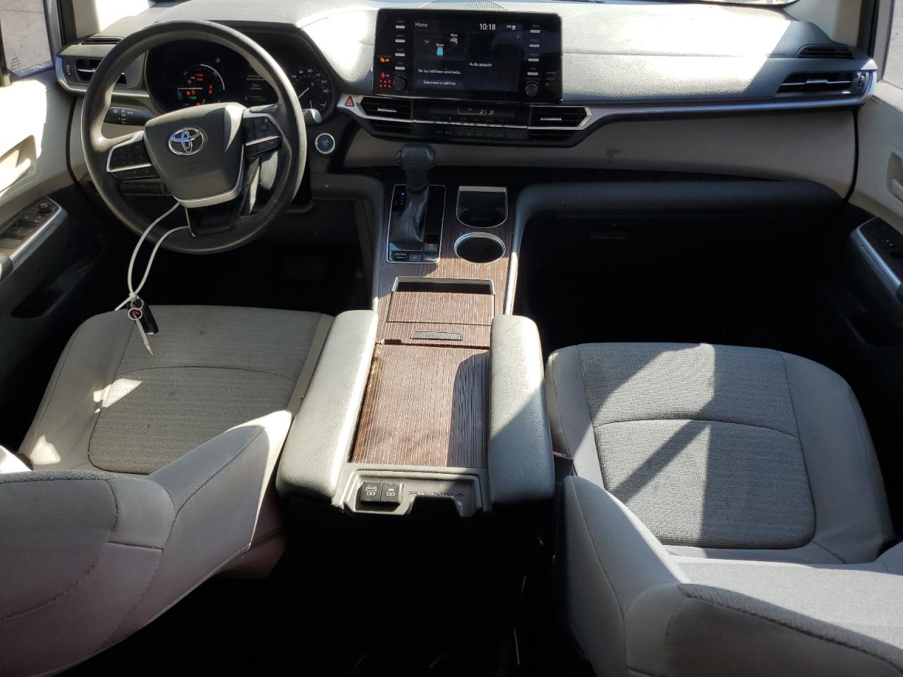 2021 Toyota Sienna Le VIN: 5TDKRKEC7MS037918 Lot: 86122035