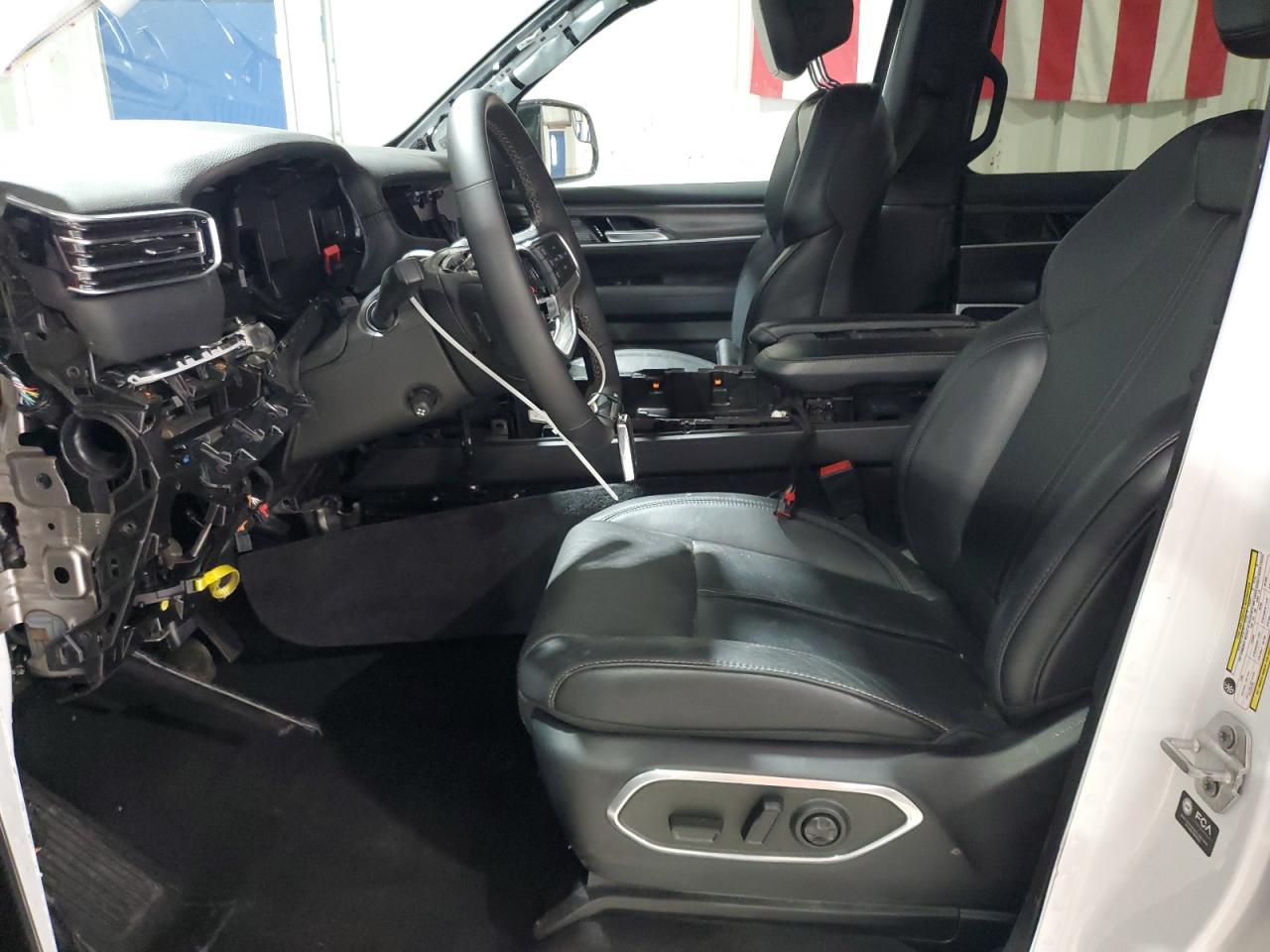 2024 Jeep Wagoneer Series Ii VIN: 1C4SJVBP5RS172717 Lot: 84772715