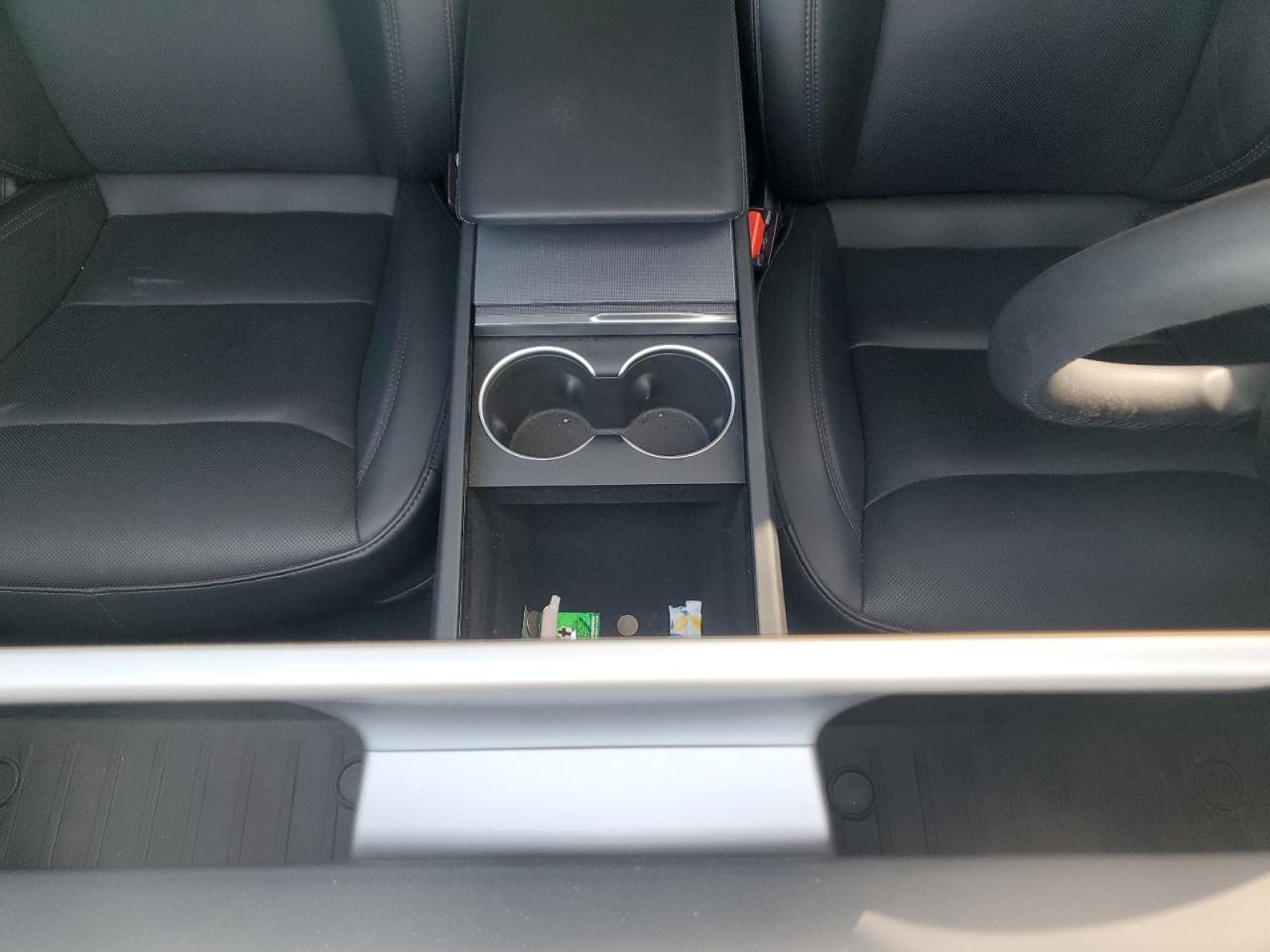 2024 Tesla Model 3 VIN: 5YJ3E1EAXRF871055 Lot: 85954065