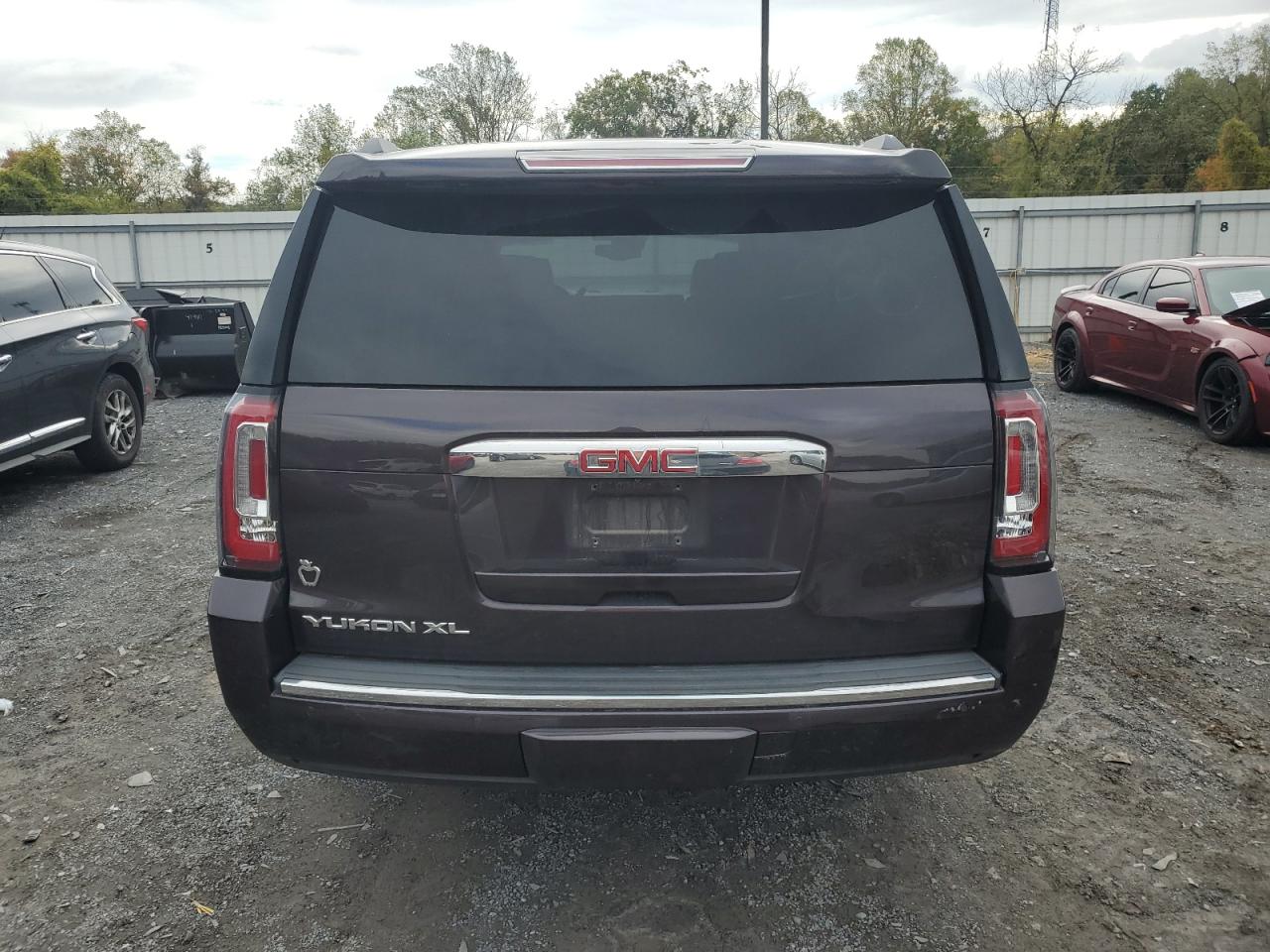 2015 GMC Yukon Xl Denali VIN: 1GKS2JKJ2FR571349 Lot: 82468575