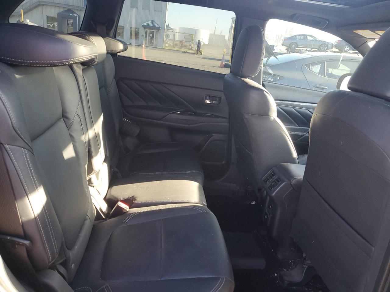 2020 Mitsubishi Outlander Sel VIN: JA4J24A53LZ606175 Lot: 84251065