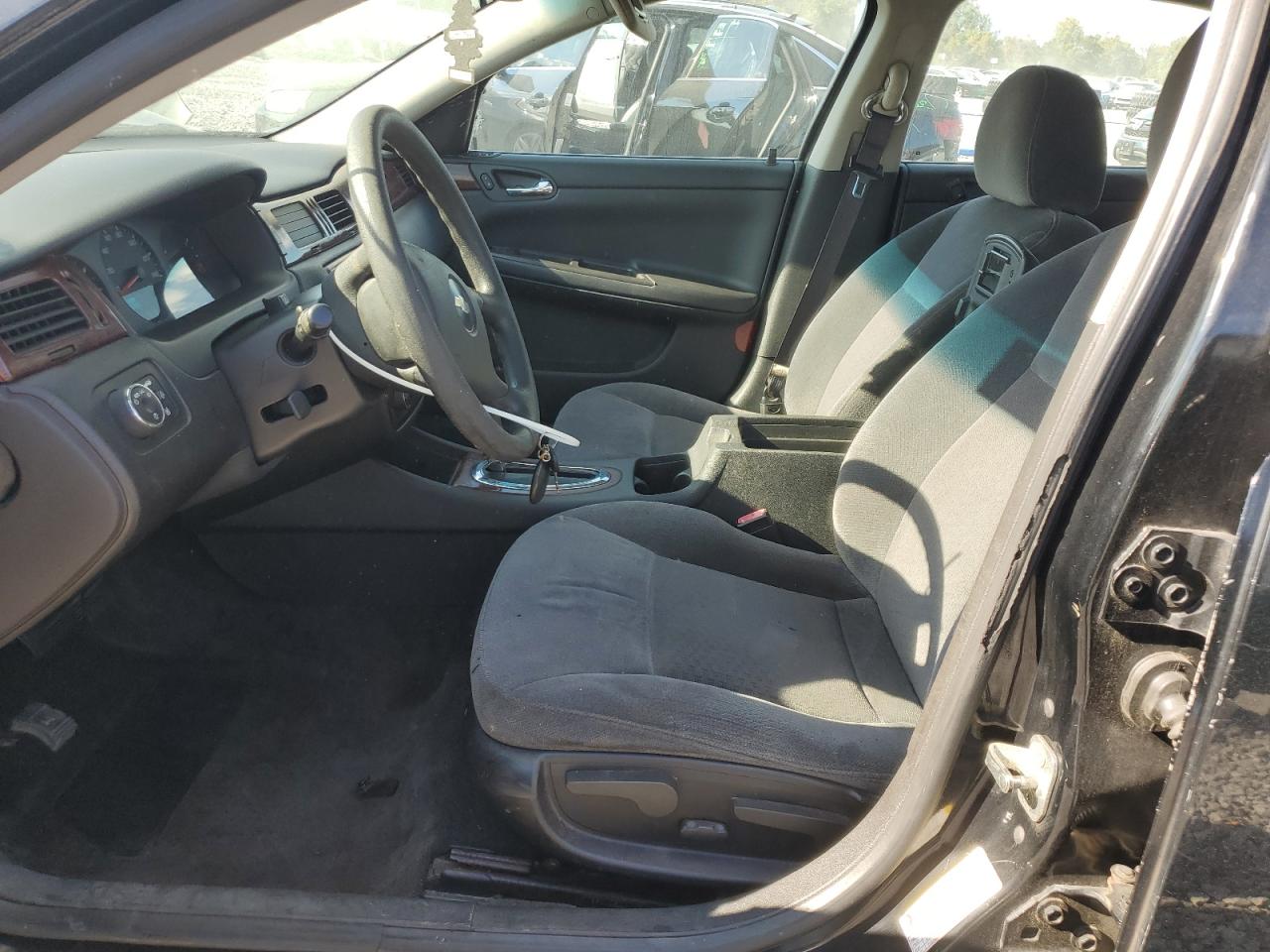 2009 Chevrolet Impala Ls VIN: 2G1WB57K191119064 Lot: 84820535