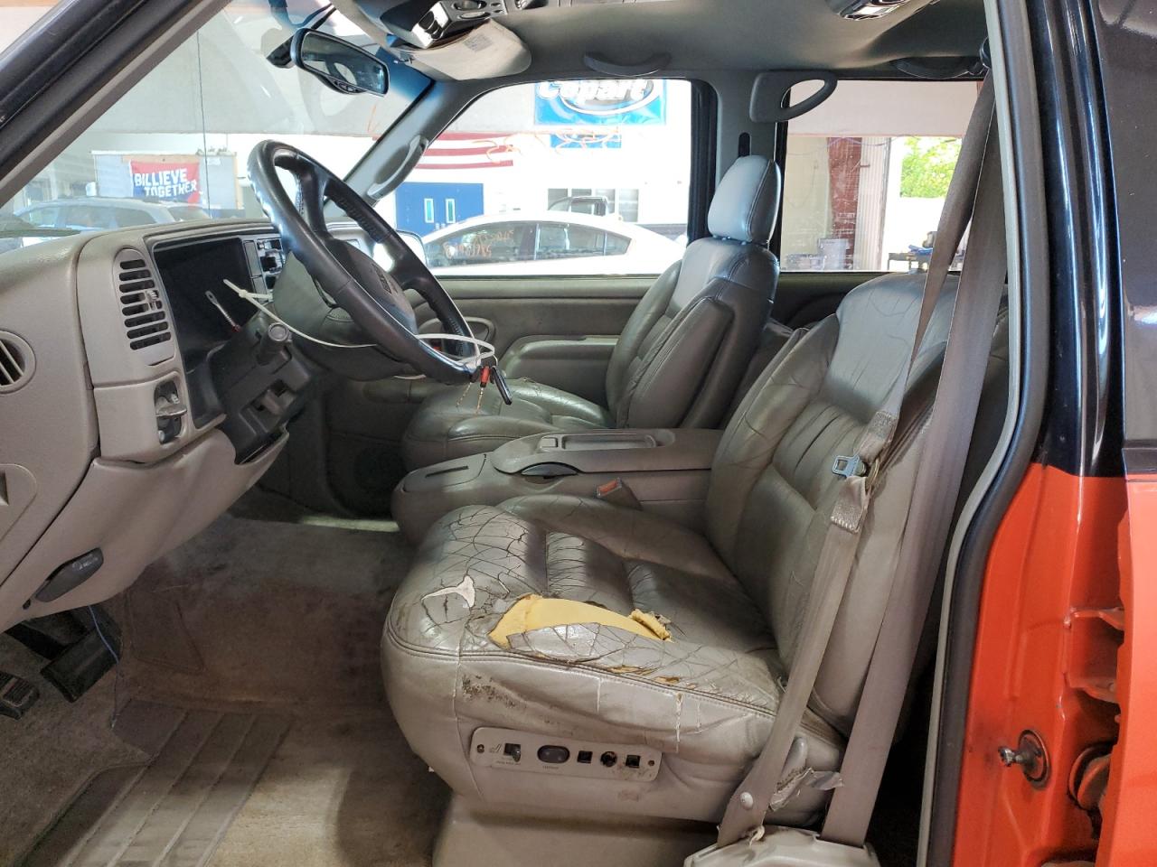 1999 GMC Suburban K1500 VIN: 1GKFK16R4XJ807369 Lot: 85537825