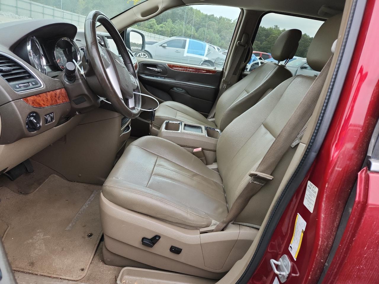2016 Chrysler Town & Country Touring VIN: 2C4RC1BG5GR230390 Lot: 84900905