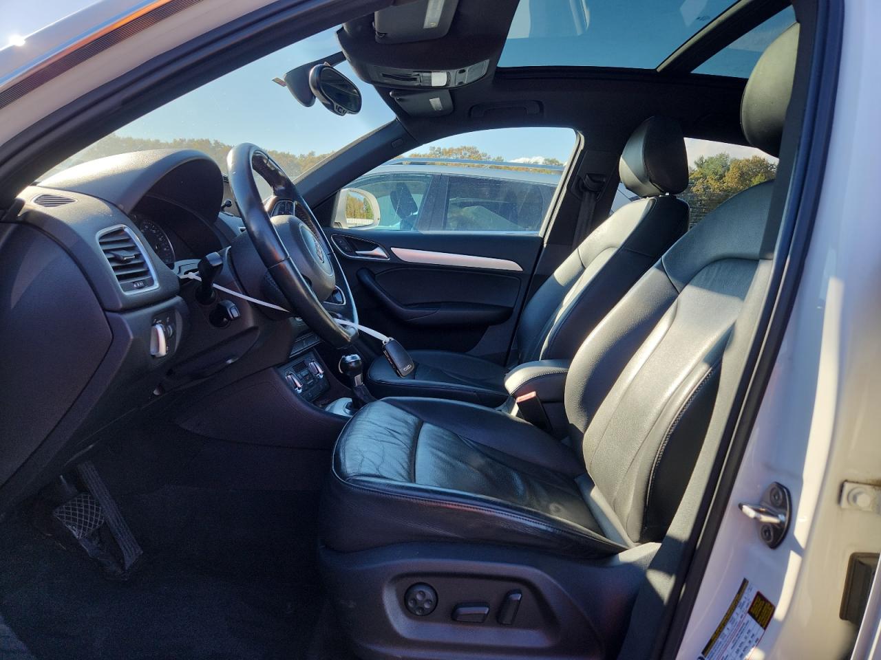 2015 Audi Q3 Premium Plus VIN: WA1EFCFS2FR010736 Lot: 86445405