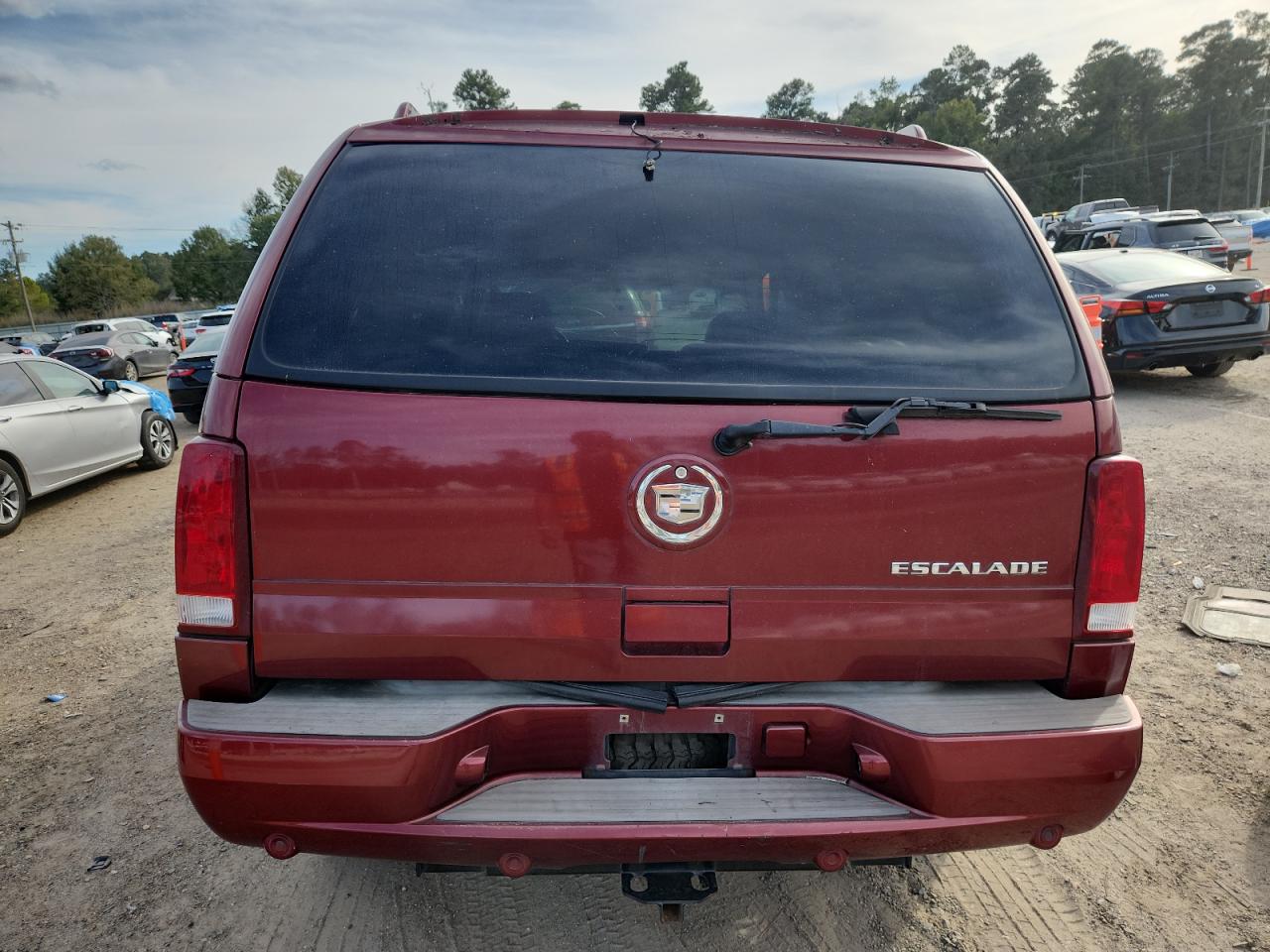 2003 Cadillac Escalade Luxury VIN: 1GYEK63N83R130287 Lot: 89886595