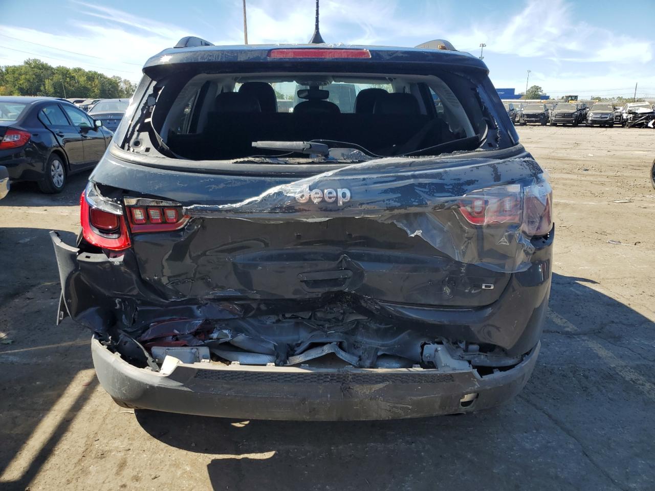 2018 Jeep Compass Limited VIN: 3C4NJDCB7JT365528 Lot: 85154275