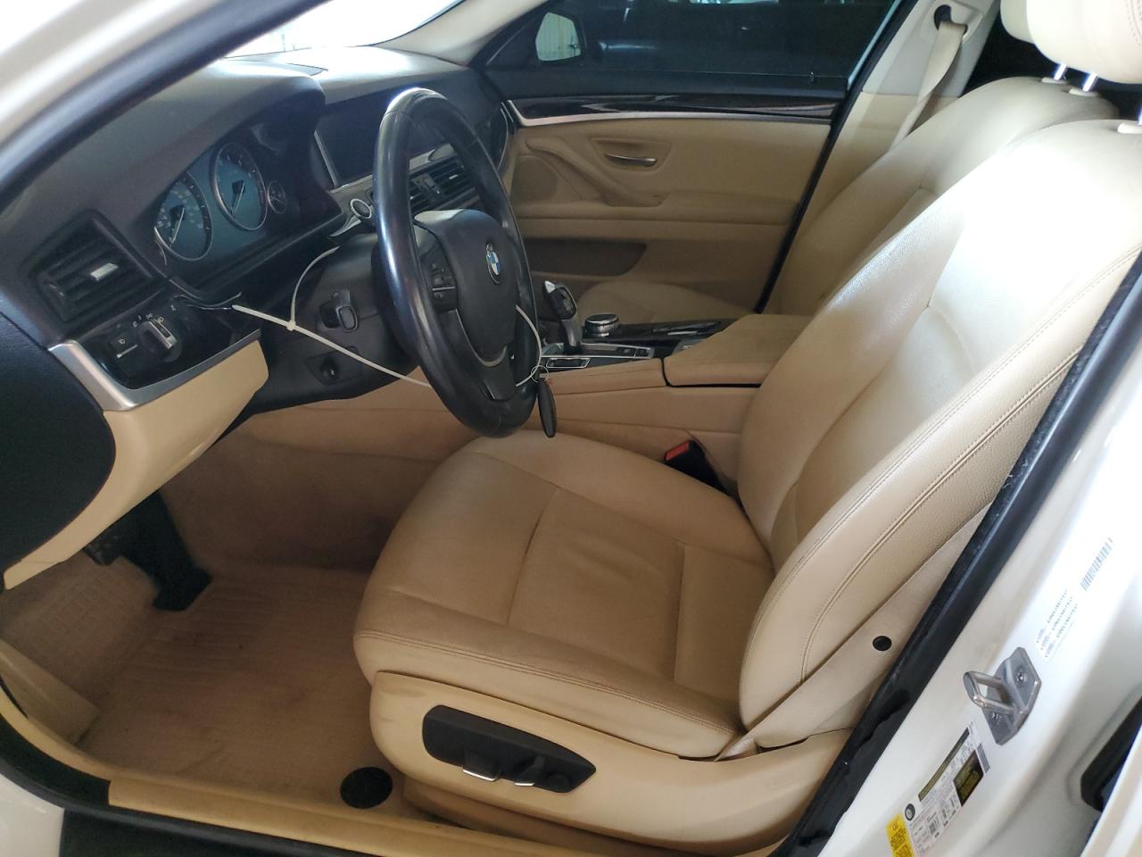 2015 BMW 528 I VIN: WBA5A5C58FD521392 Lot: 82368255