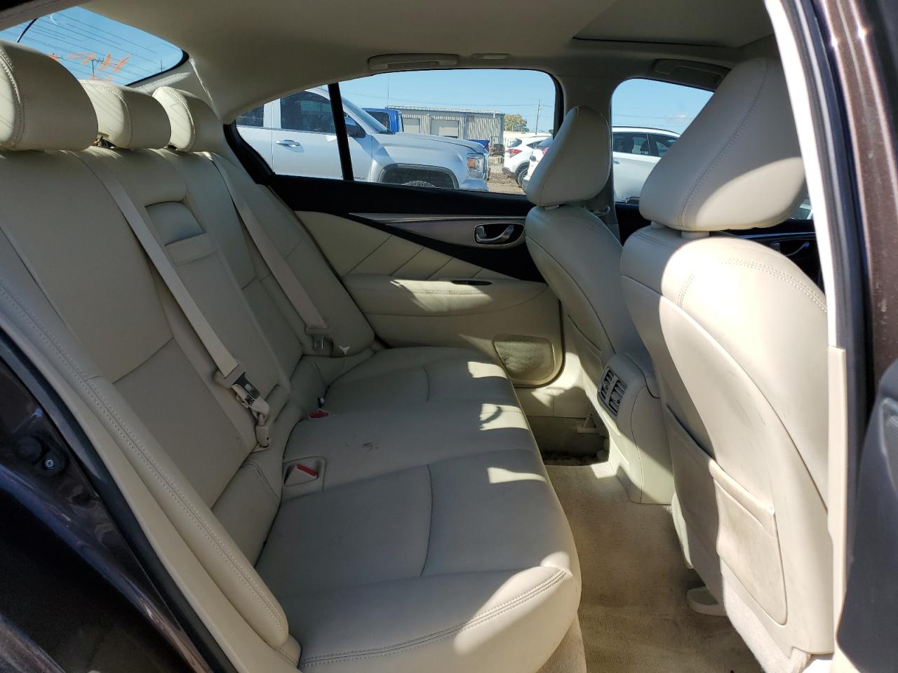 2015 Infiniti Q50 Base VIN: JN1BV7AR6FM417434 Lot: 82739355