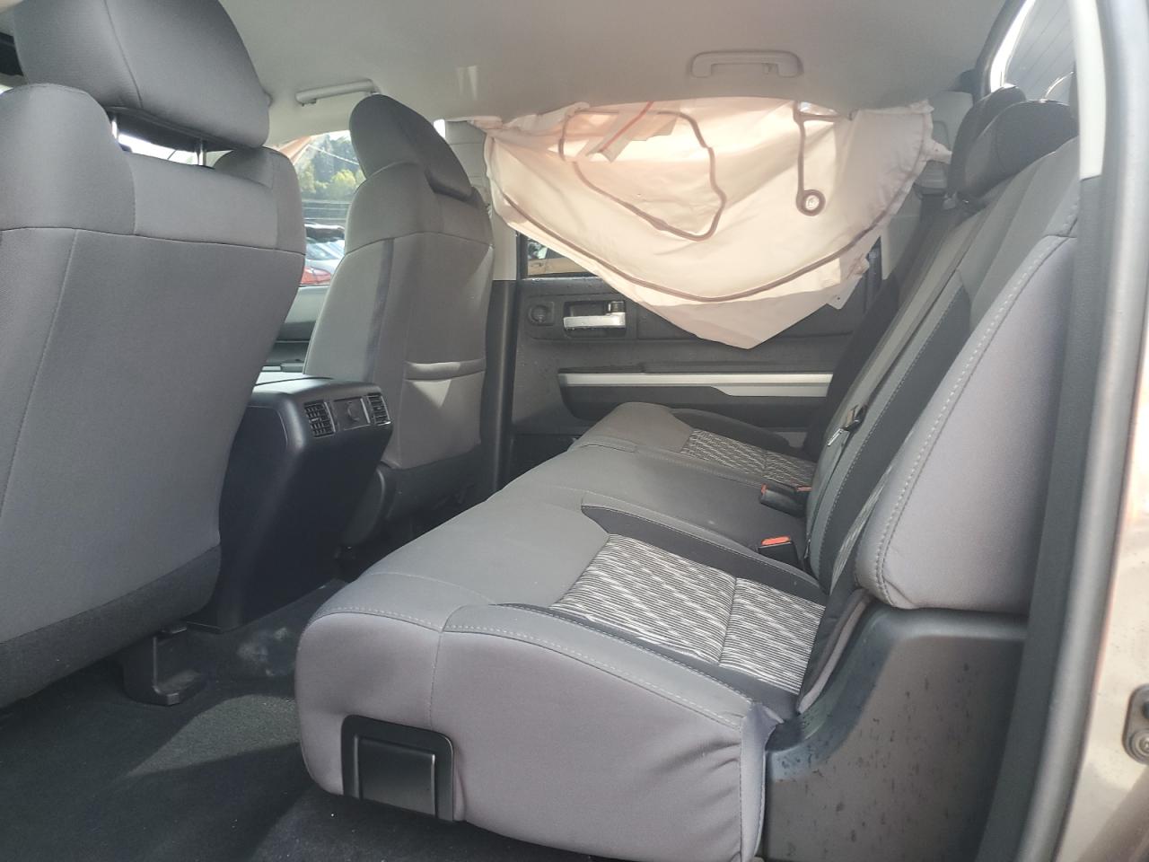 2019 Toyota Tundra Crewmax Sr5 VIN: 5TFDY5F18KX783683 Lot: 85691305