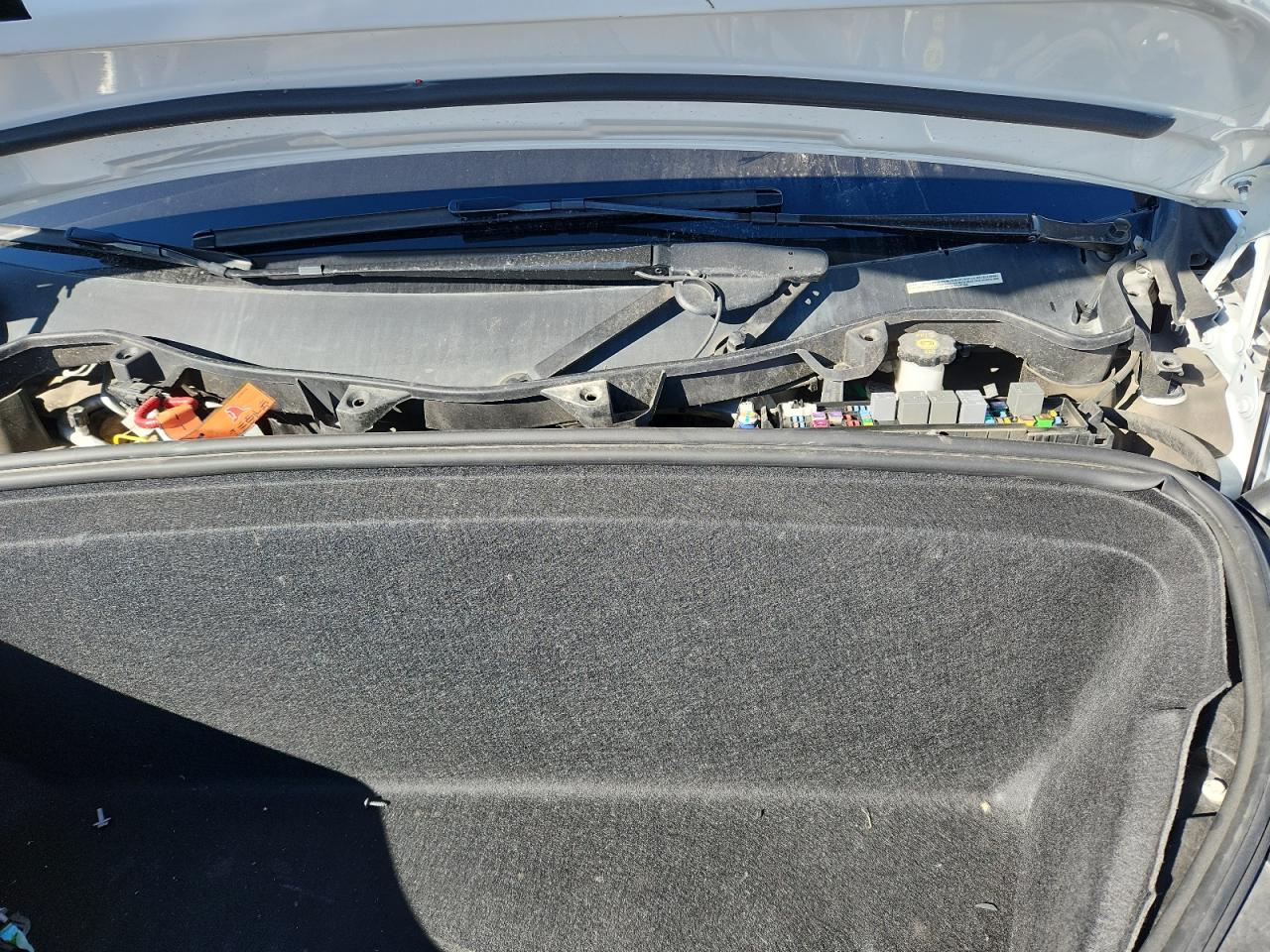 2016 Tesla Model X VIN: 5YJXCBE48GF031103 Lot: 86140875