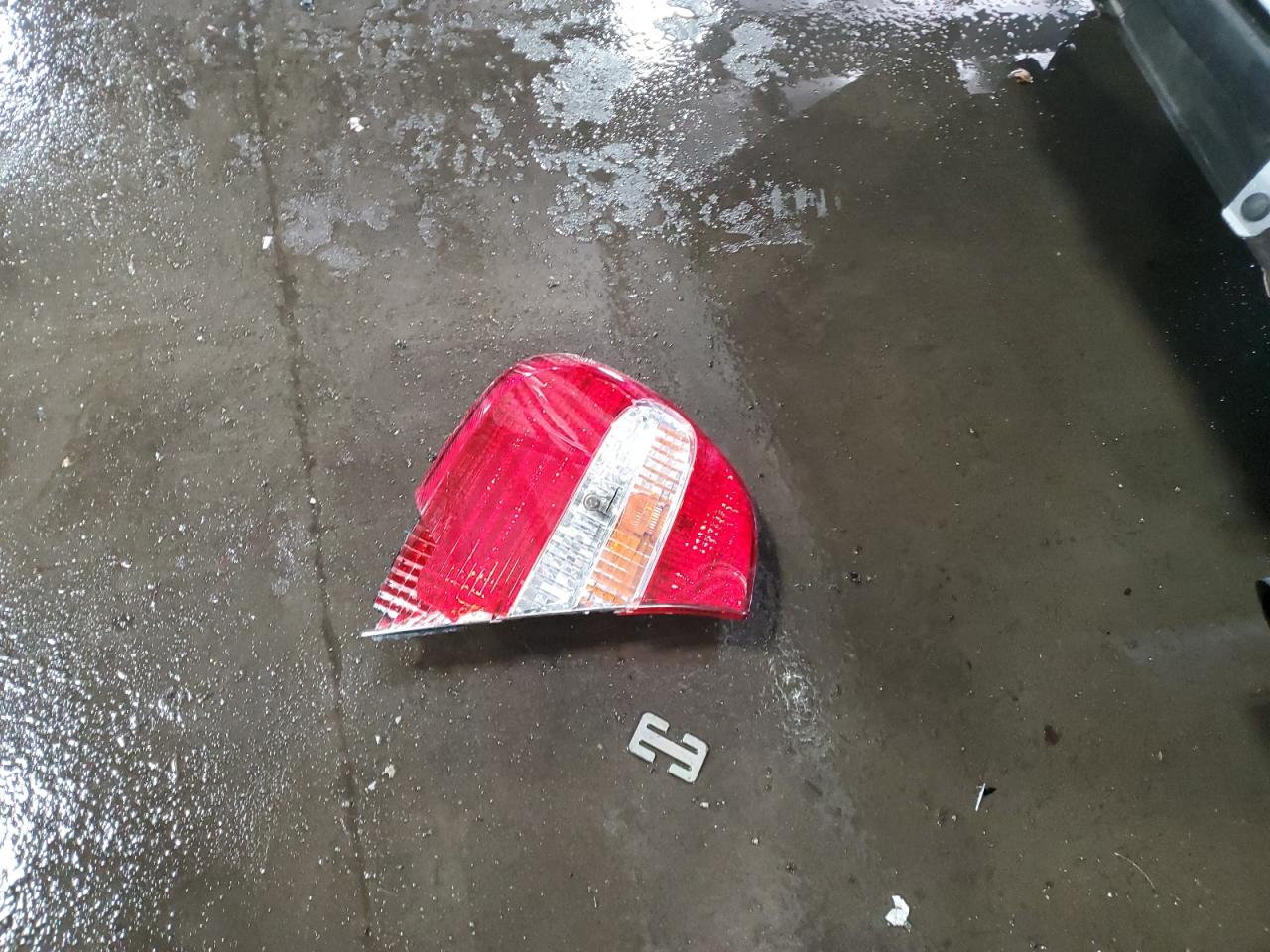 2004 Toyota Camry Le VIN: 4T1BF30K04U578636 Lot: 84881195