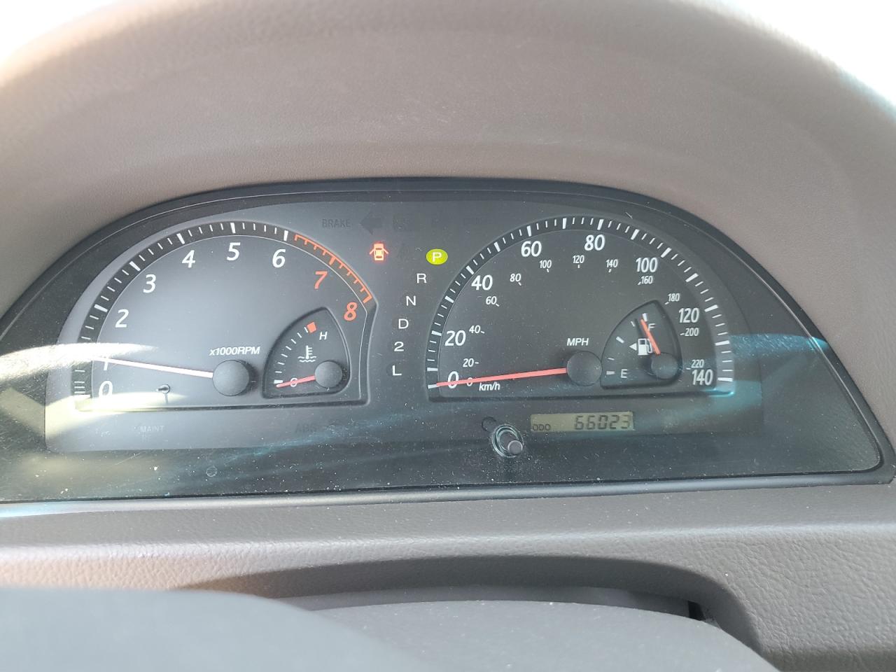 2004 Toyota Camry Le VIN: JTDBE32K940259084 Lot: 86524575