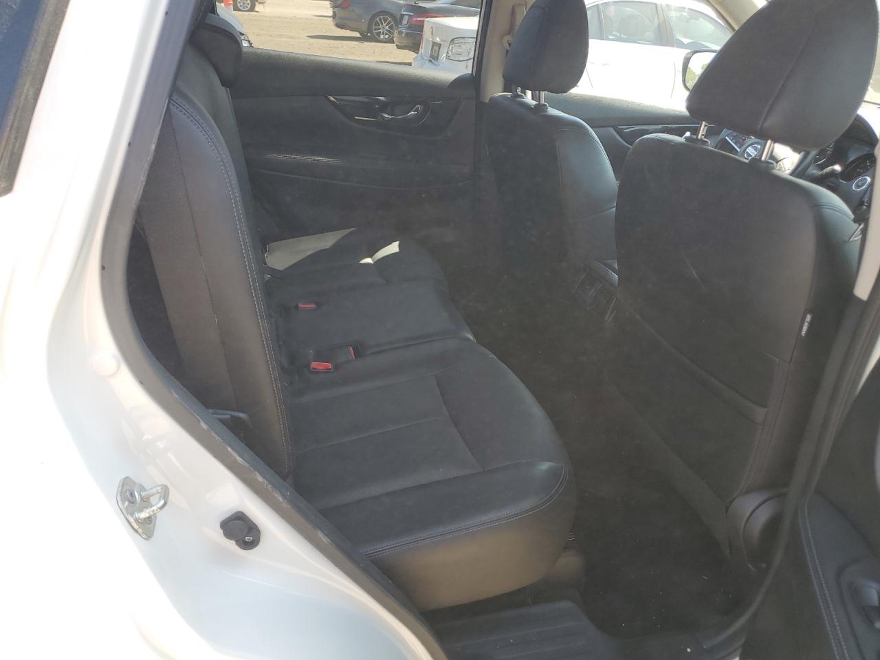 2018 Nissan Rogue S VIN: JN8AT2MT7JW467303 Lot: 85820805