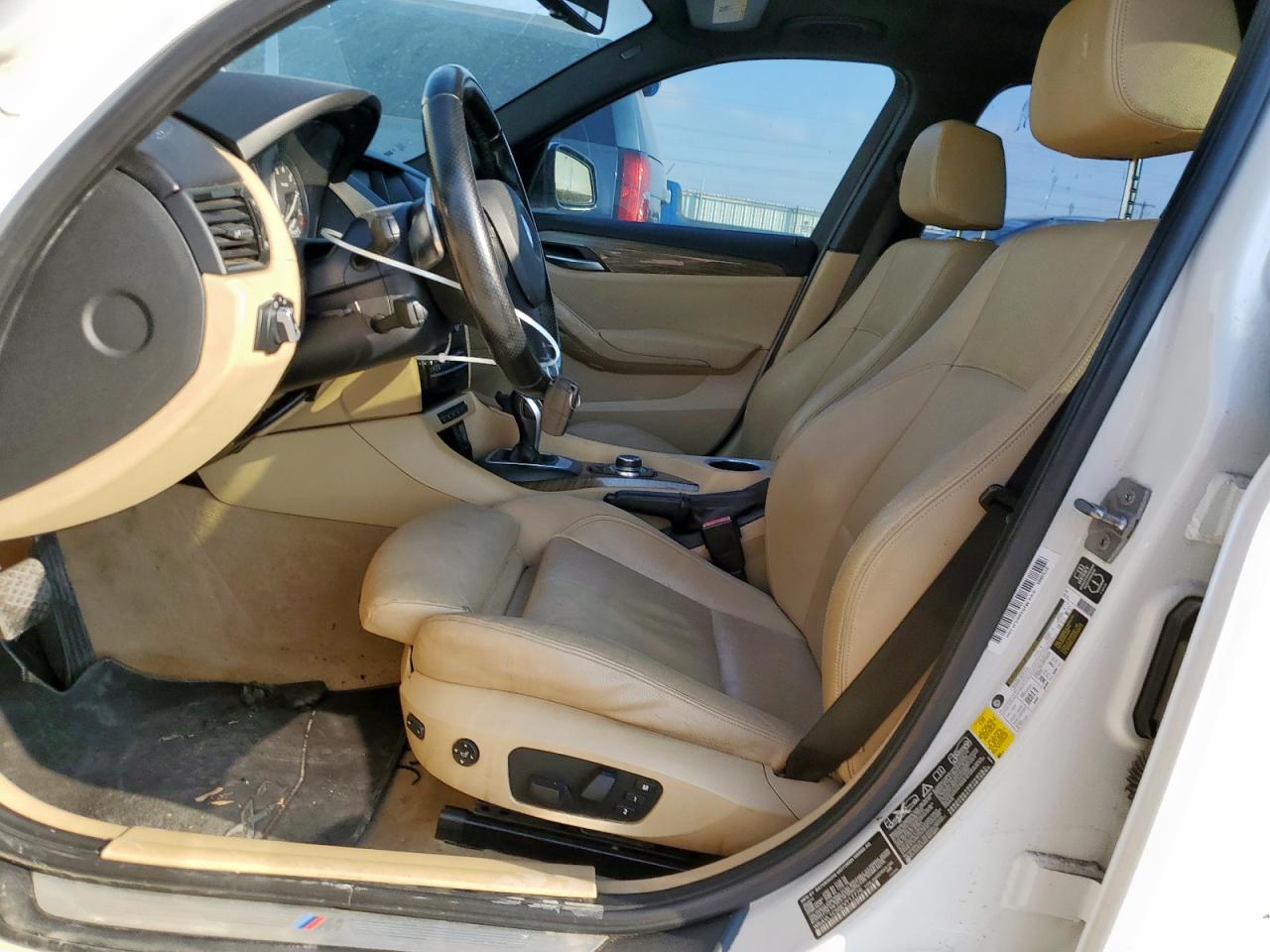 2014 BMW X1 xDrive28I VIN: WBAVL1C50EVY17776 Lot: 86145185