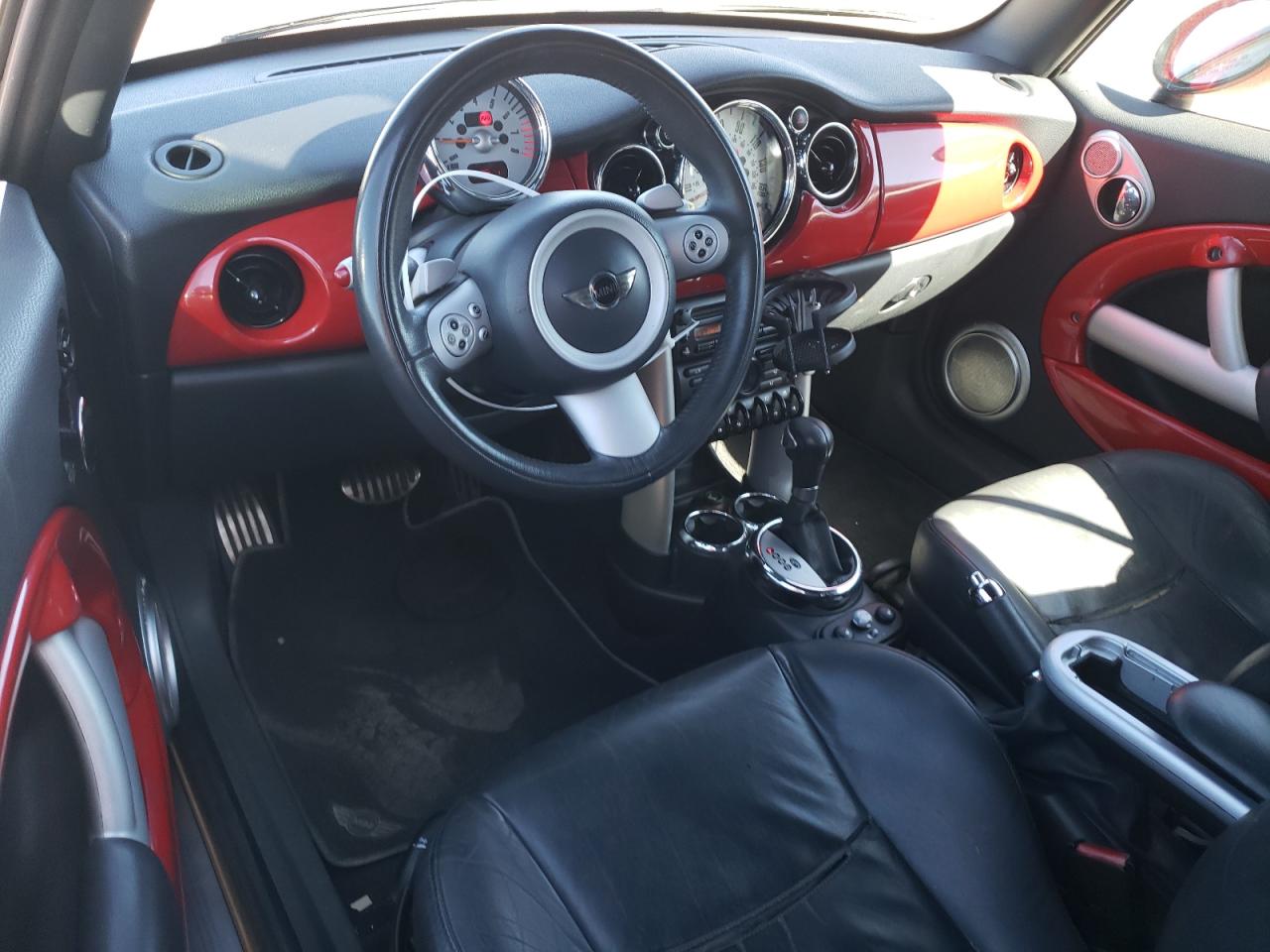 2007 Mini Cooper S VIN: WMWRH33567TL94022 Lot: 85891145