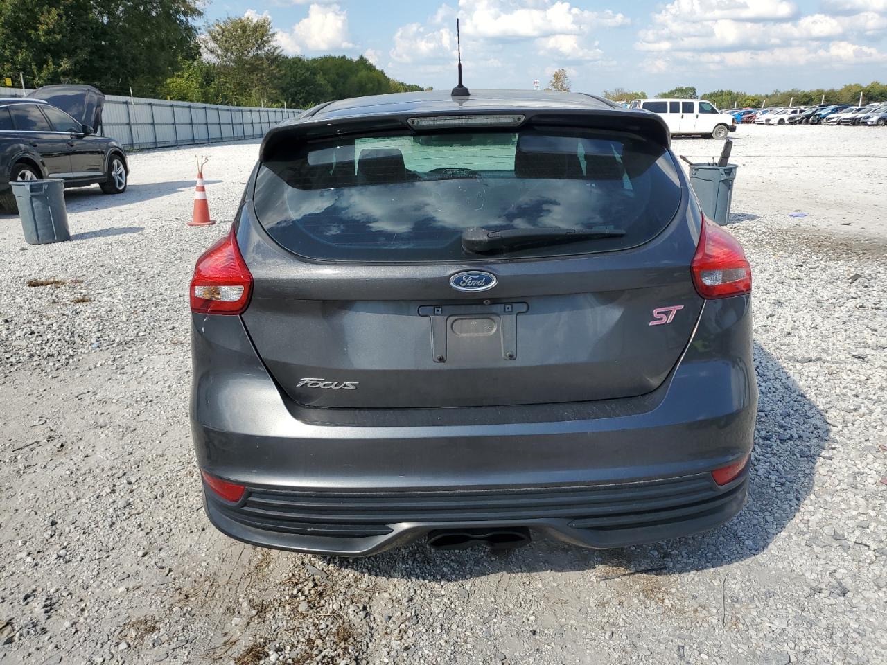 2015 Ford Focus St VIN: 1FADP3L97FL239731 Lot: 84978195