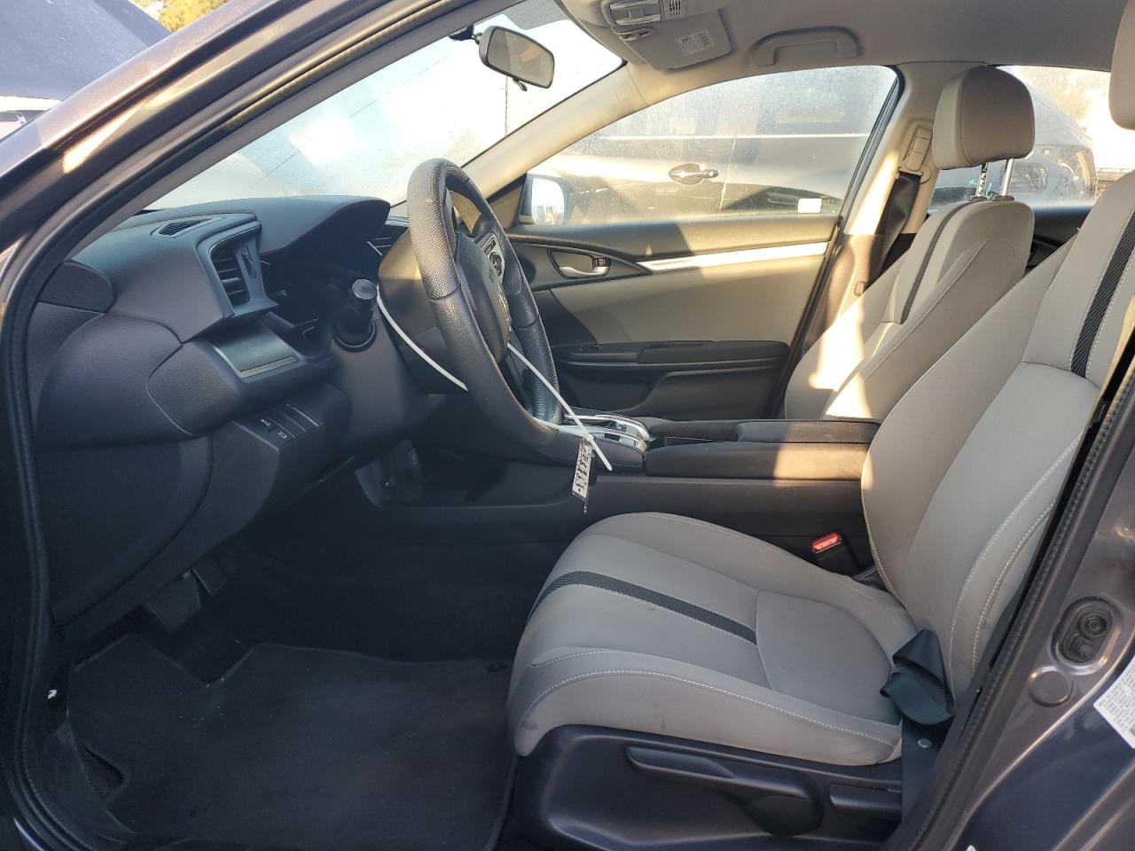 2016 Honda Civic Lx VIN: 2HGFC2F58GH570822 Lot: 84453725