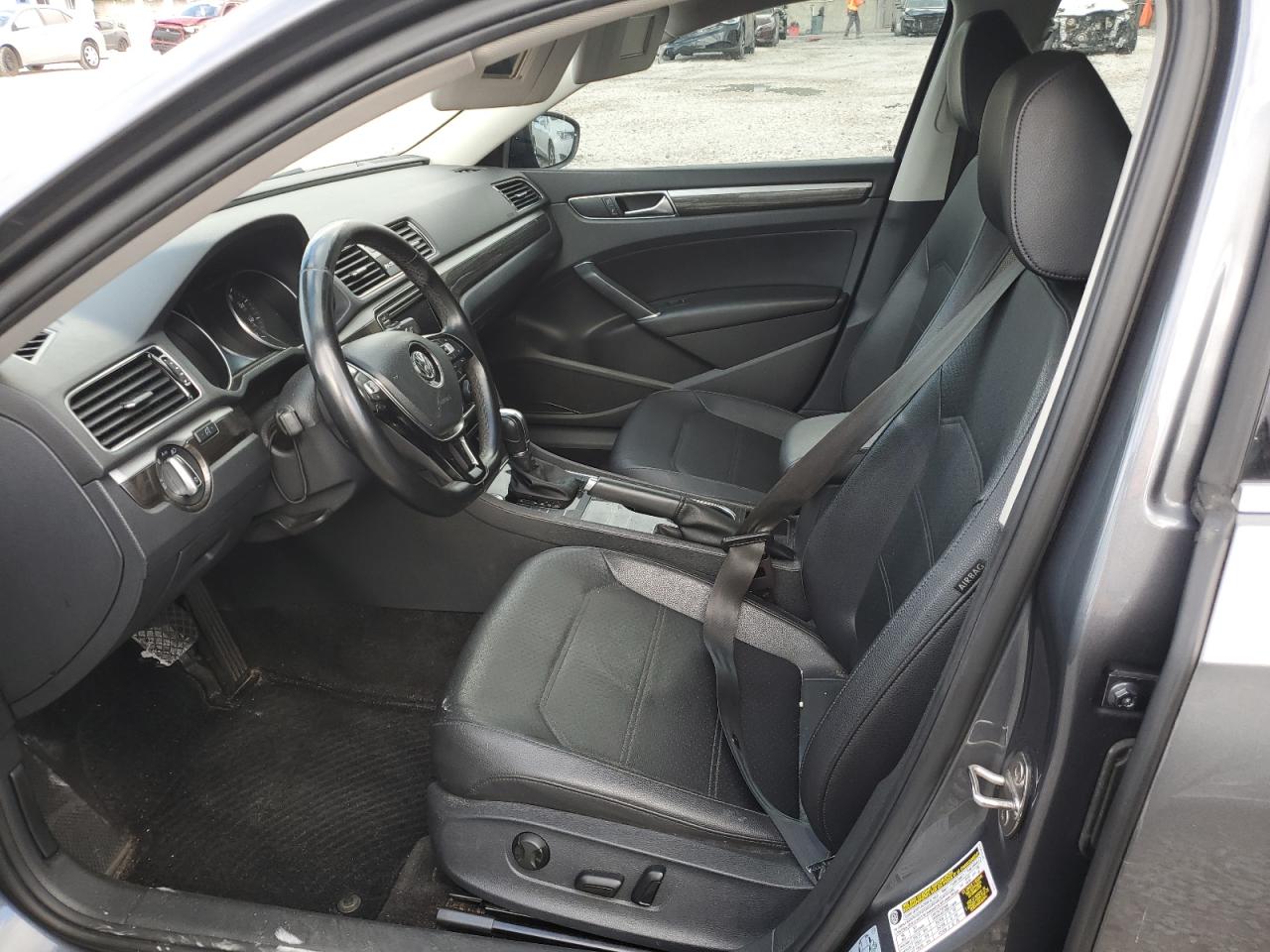 2018 Volkswagen Passat Se VIN: 1VWBA7A38JC024664 Lot: 85261645