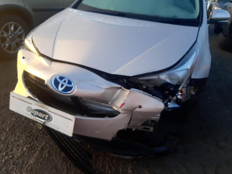 2016 TOYOTA PRIUS HYBRID 