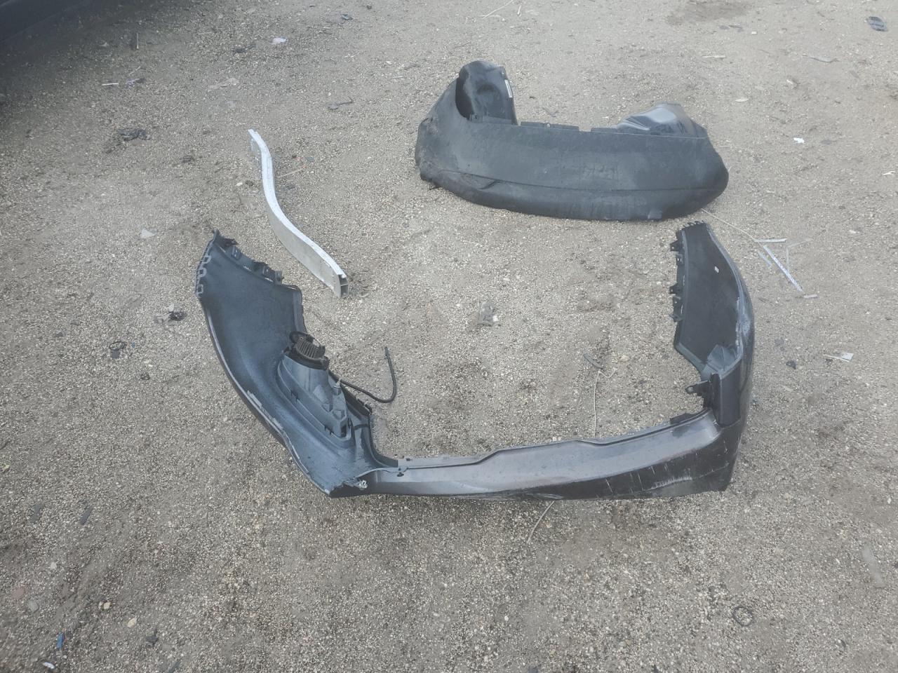 2020 Jeep Cherokee Latitude Plus VIN: 1C4PJLLB7LD653089 Lot: 81928485