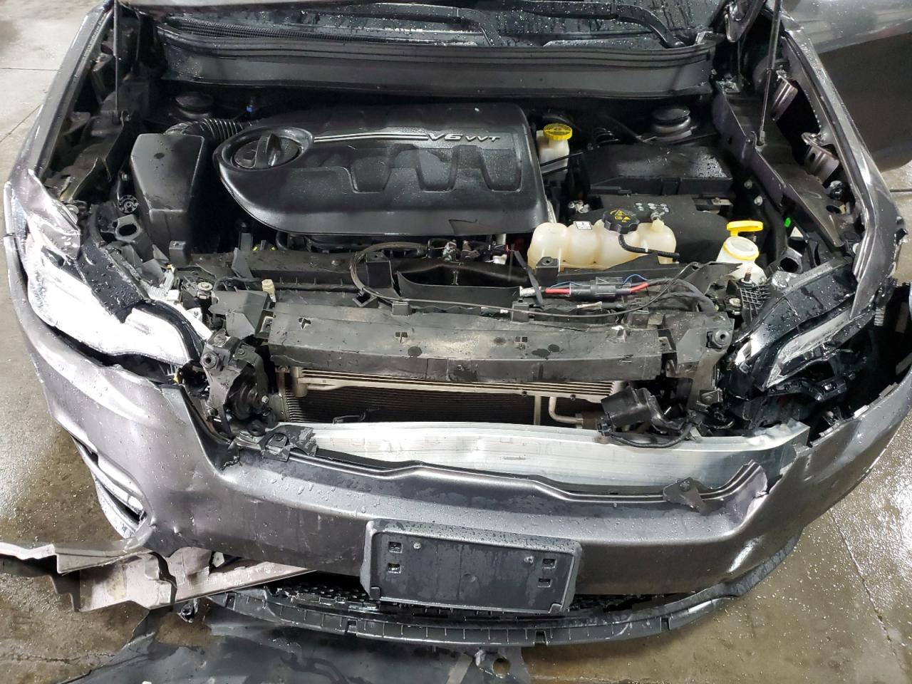 2019 Jeep Cherokee Limited VIN: 1C4PJMDX4KD237824 Lot: 85725635