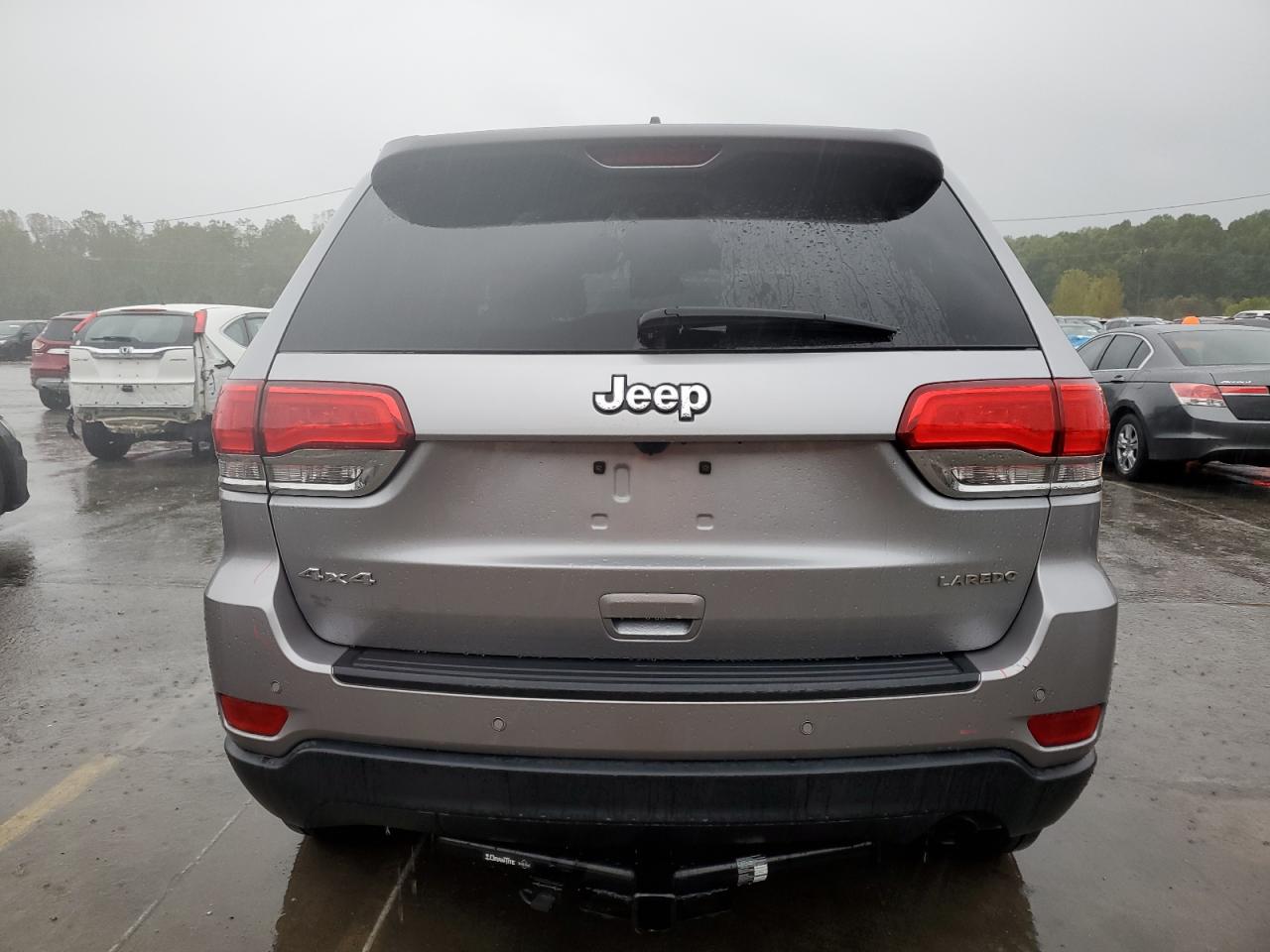 2018 Jeep Grand Cherokee Laredo VIN: 1C4RJFAGXJC190862 Lot: 85375835