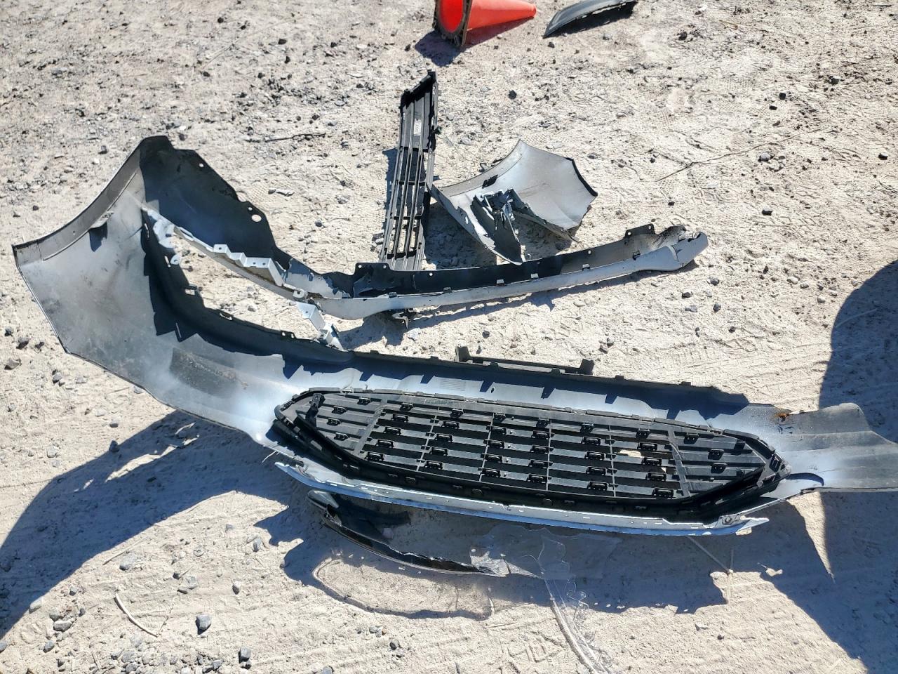 2018 Ford Fusion Se VIN: 3FA6P0H70JR123683 Lot: 82434455