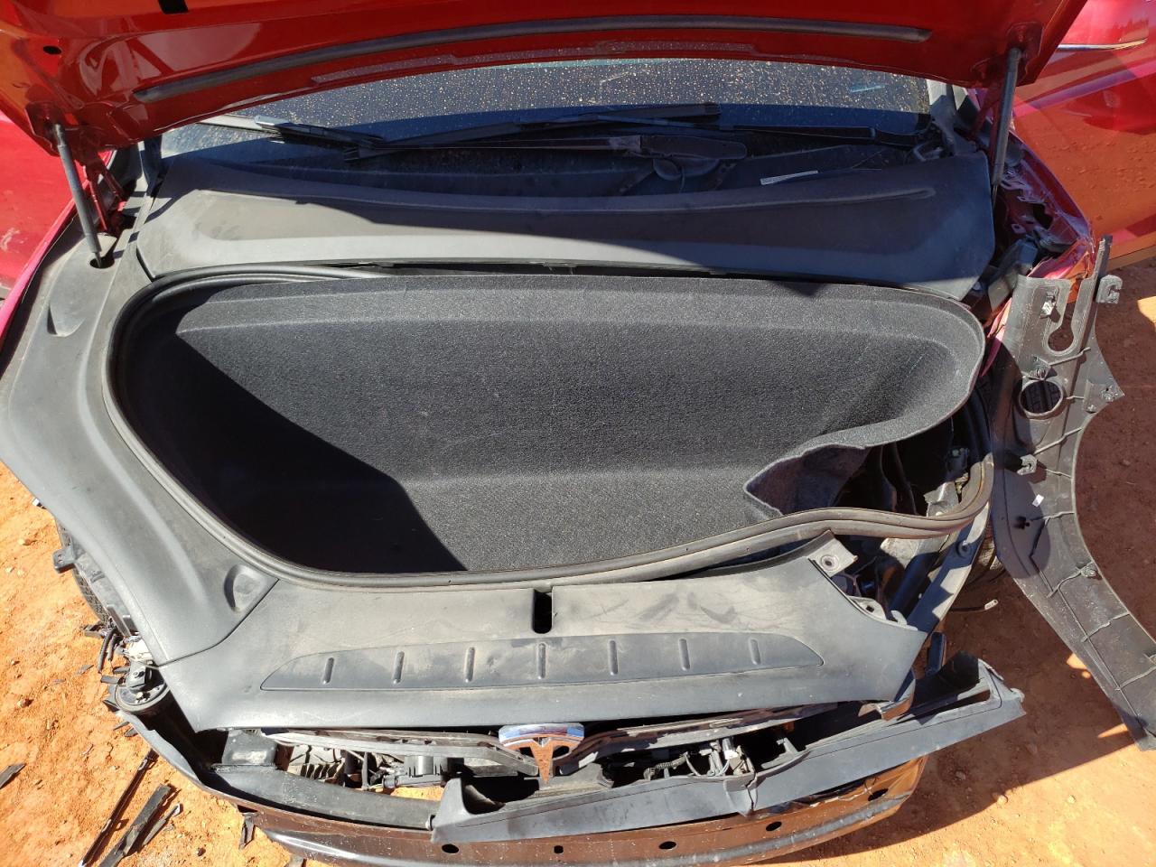 2018 Tesla Model X VIN: 5YJXCBE46JF135726 Lot: 94109225