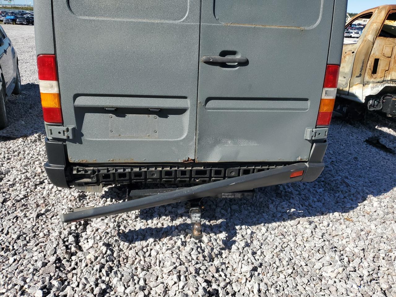 2005 Dodge Sprinter 2500 VIN: WD0PD644555800930 Lot: 82289965