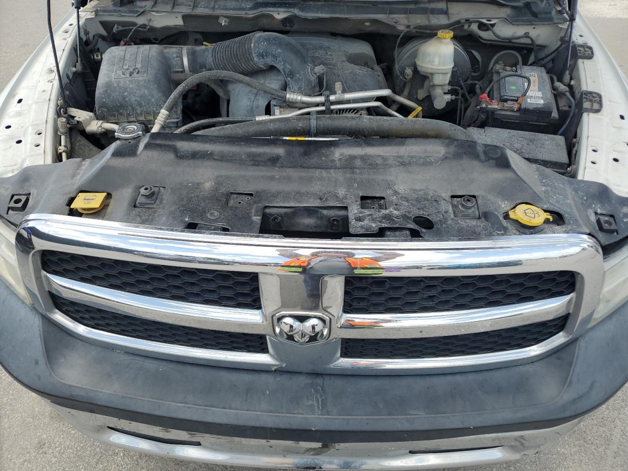 2015 Ram 1500 St VIN: 3C6RR7KTXFG709642 Lot: 85181165