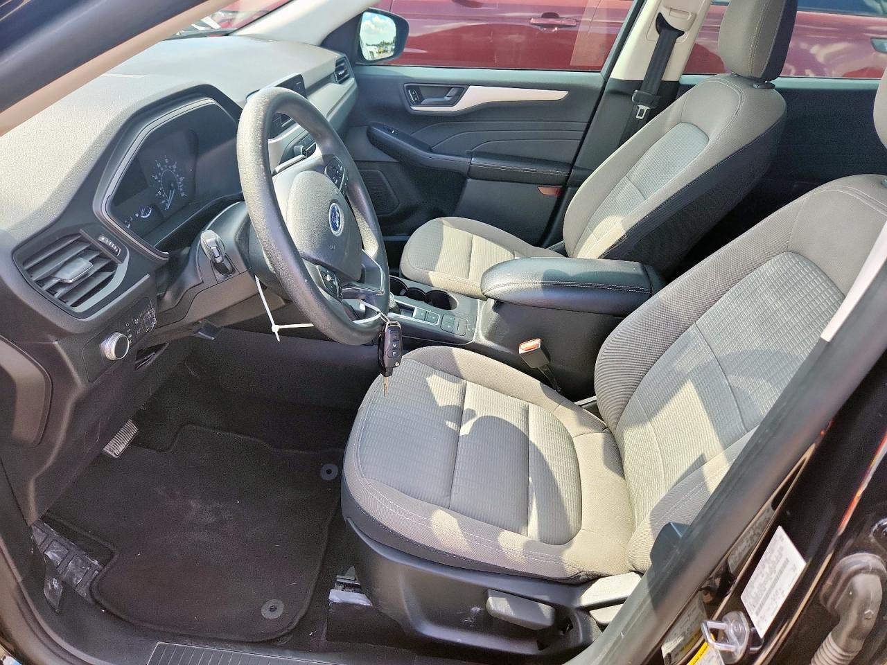 2022 Ford Escape S VIN: 1FMCU0F67NUB17809 Lot: 85699475