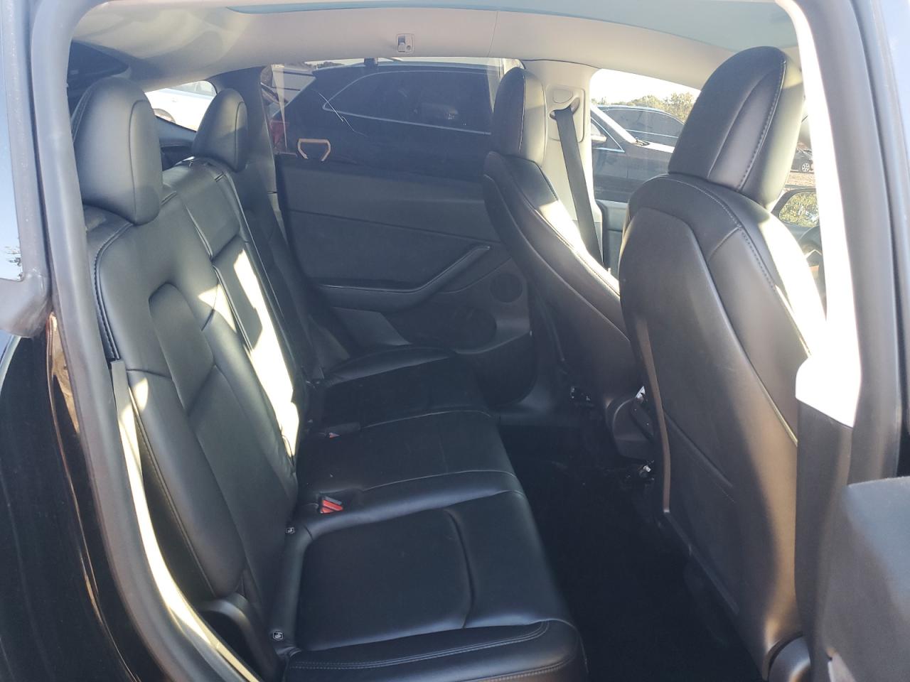 2021 Tesla Model Y VIN: 5YJYGDEE4MF253999 Lot: 85898525