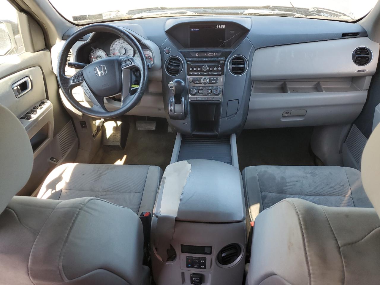 2015 Honda Pilot Lx VIN: 5FNYF4H2XFB044824 Lot: 85261175