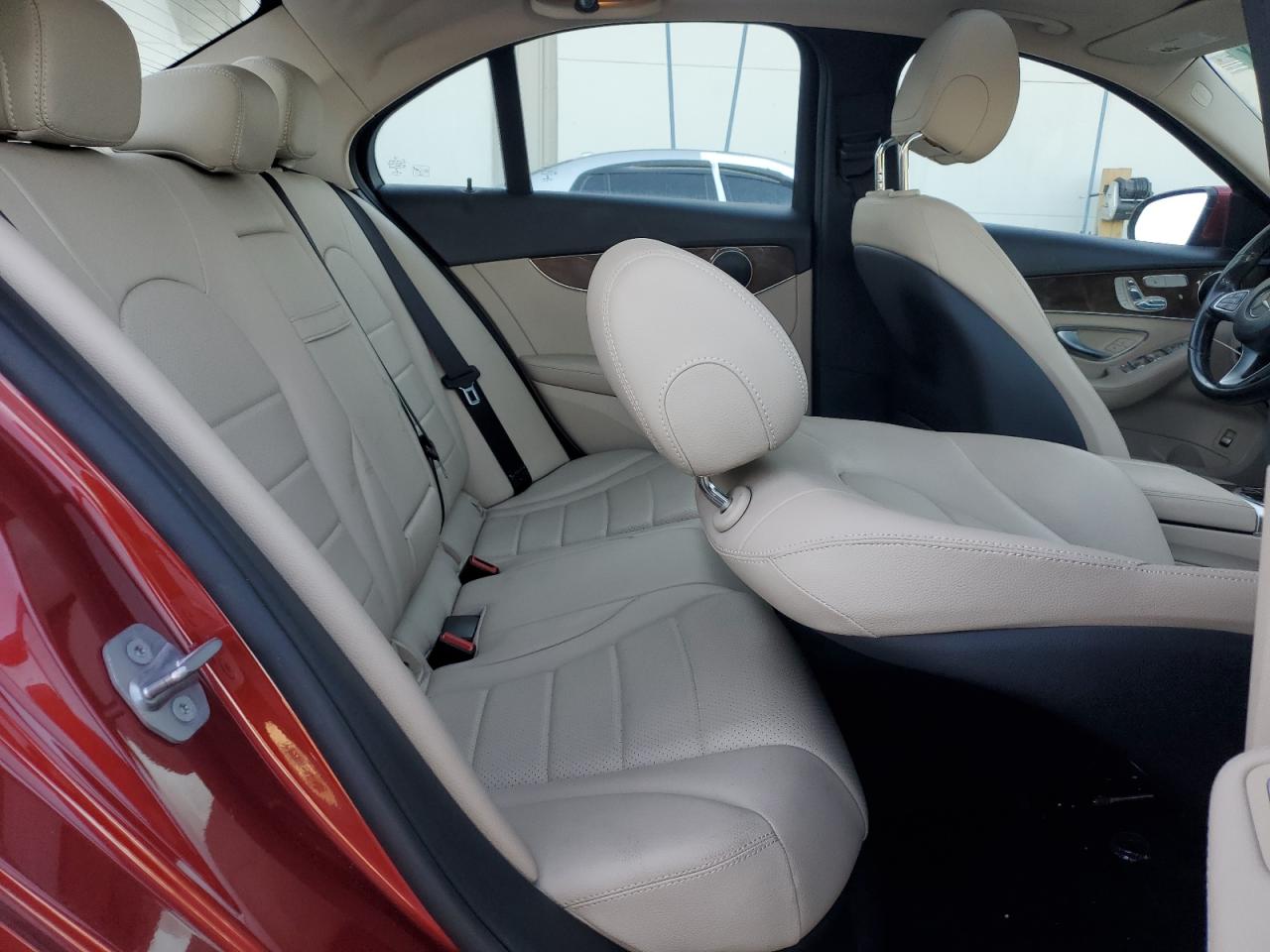 2017 Mercedes-Benz C 300 VIN: 55SWF4JB9HU187265 Lot: 90841195