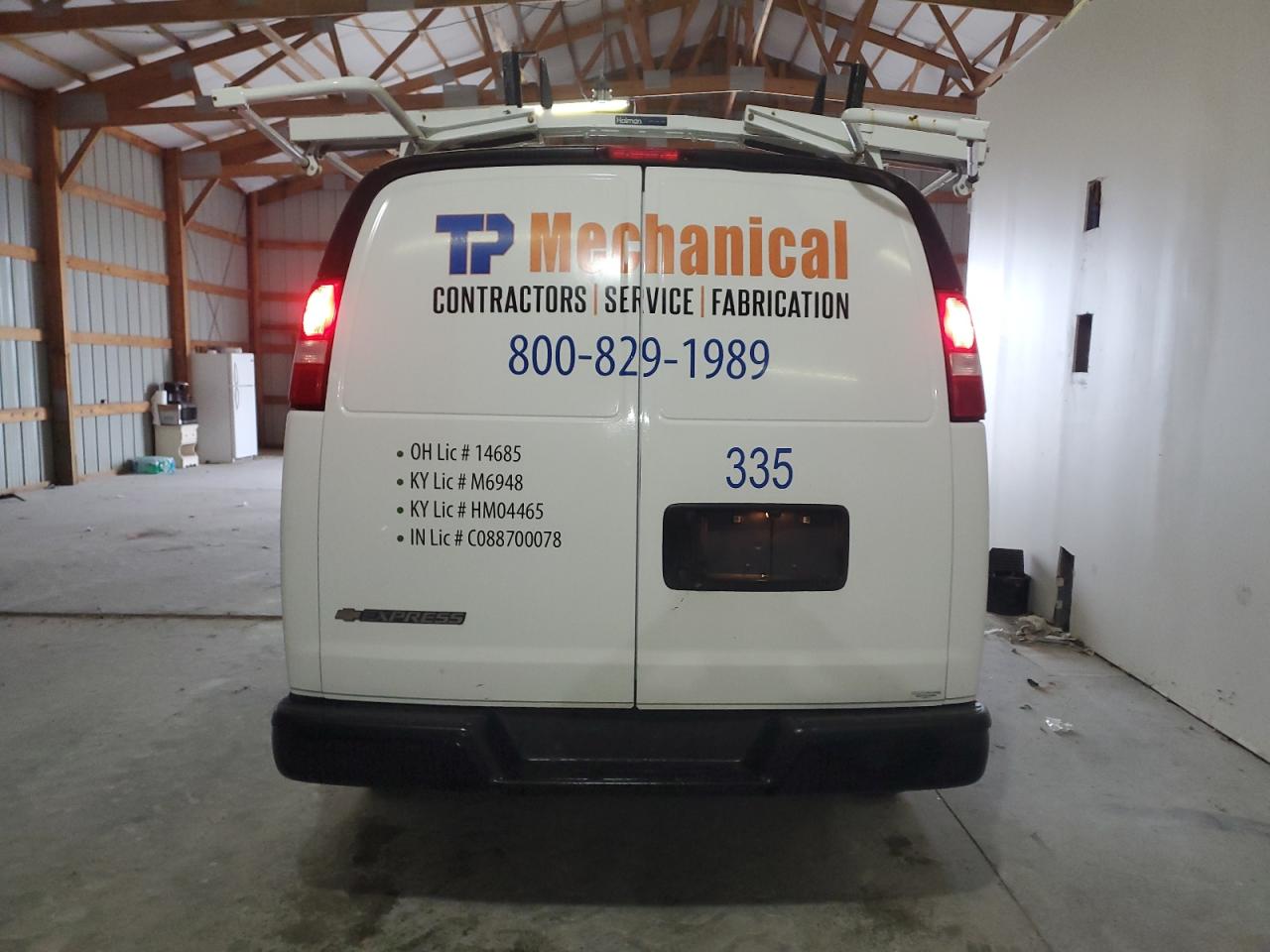 2023 Chevrolet Express Utility / Service Van VIN: 1GCWGAFP9P1148622 Lot: 89816195