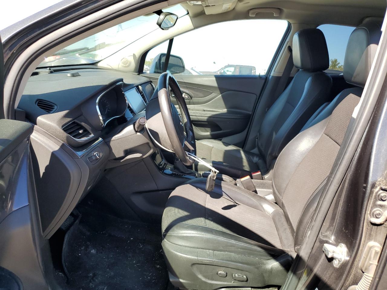 2018 Buick Encore Preferred VIN: KL4CJASB0JB645696 Lot: 70295955