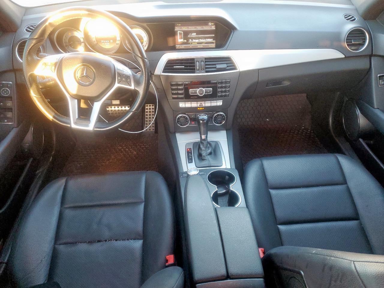 2012 Mercedes-Benz C 250 VIN: WDDGF4HB1CR240559 Lot: 84477475